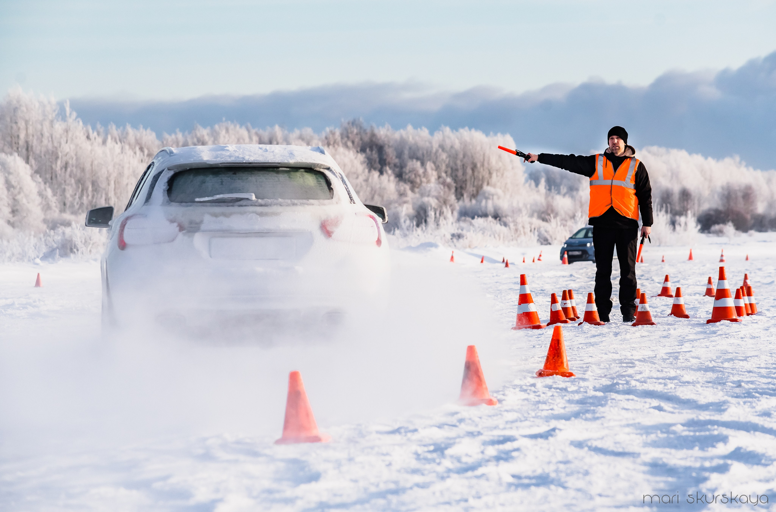 Контраварийная практика вождения автомобиля. Мотофотограф в Санкт-Петербурге Мария Скурская