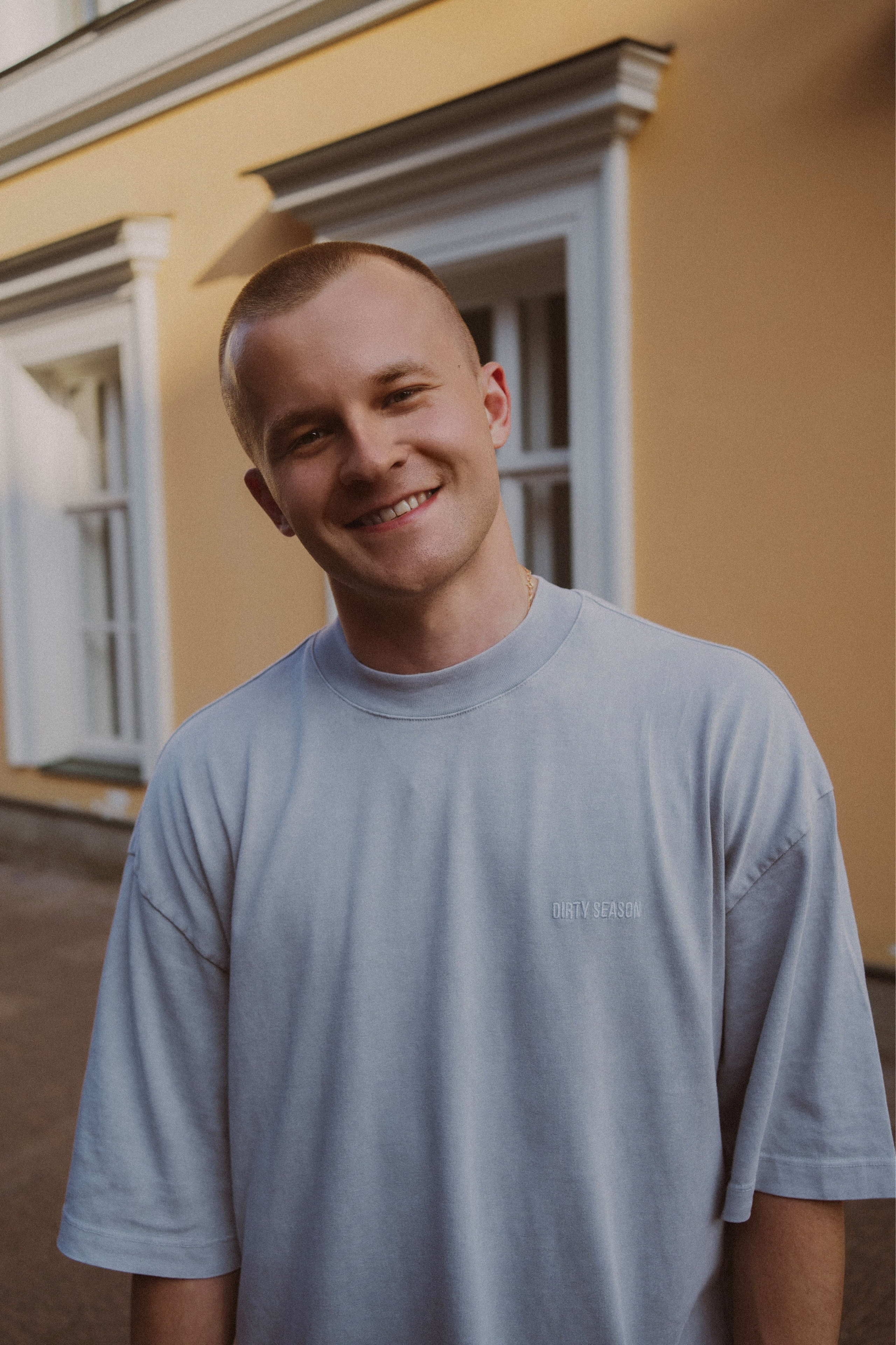 В кадре: педагог. Творческие фотосессии в Москве. Фотоальбом лидера группы ЯЛО