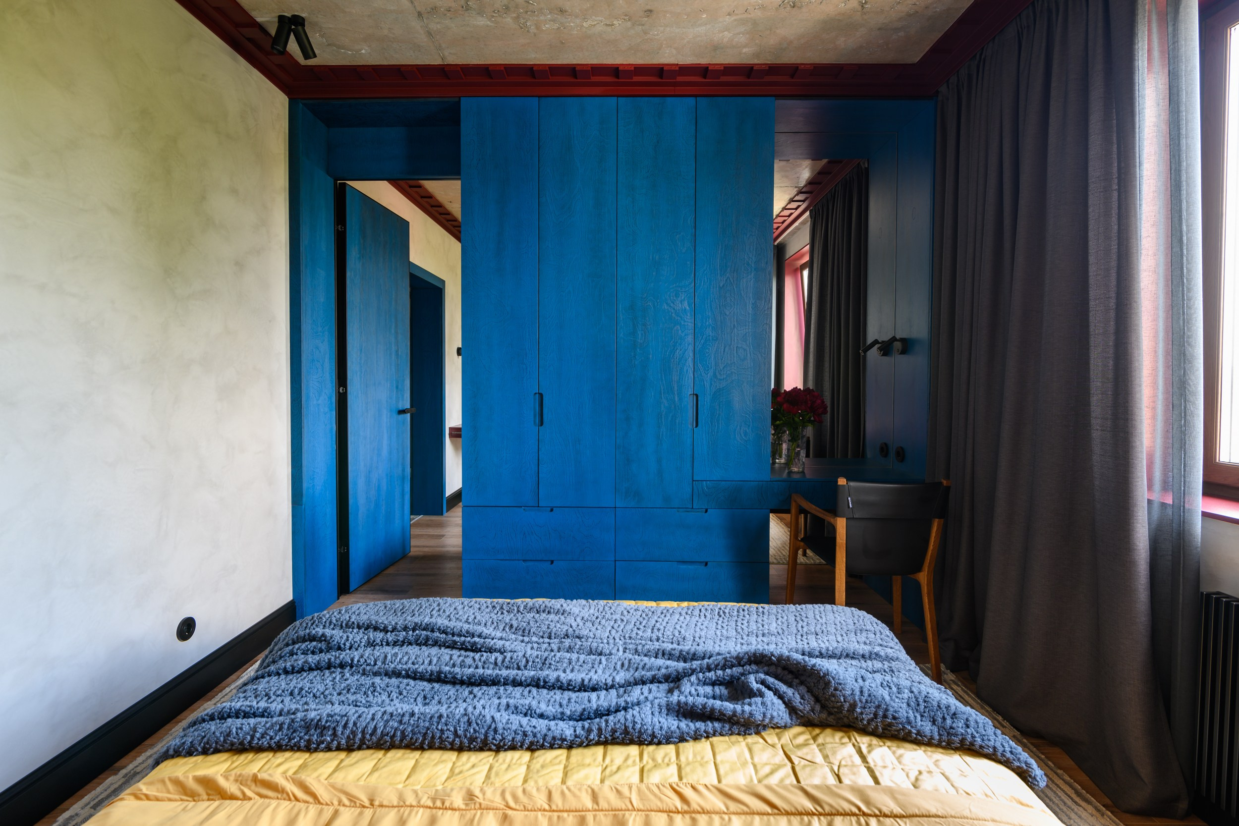 Шкаф для НТВ телепрограмма «Квартирный вопрос». Пространство