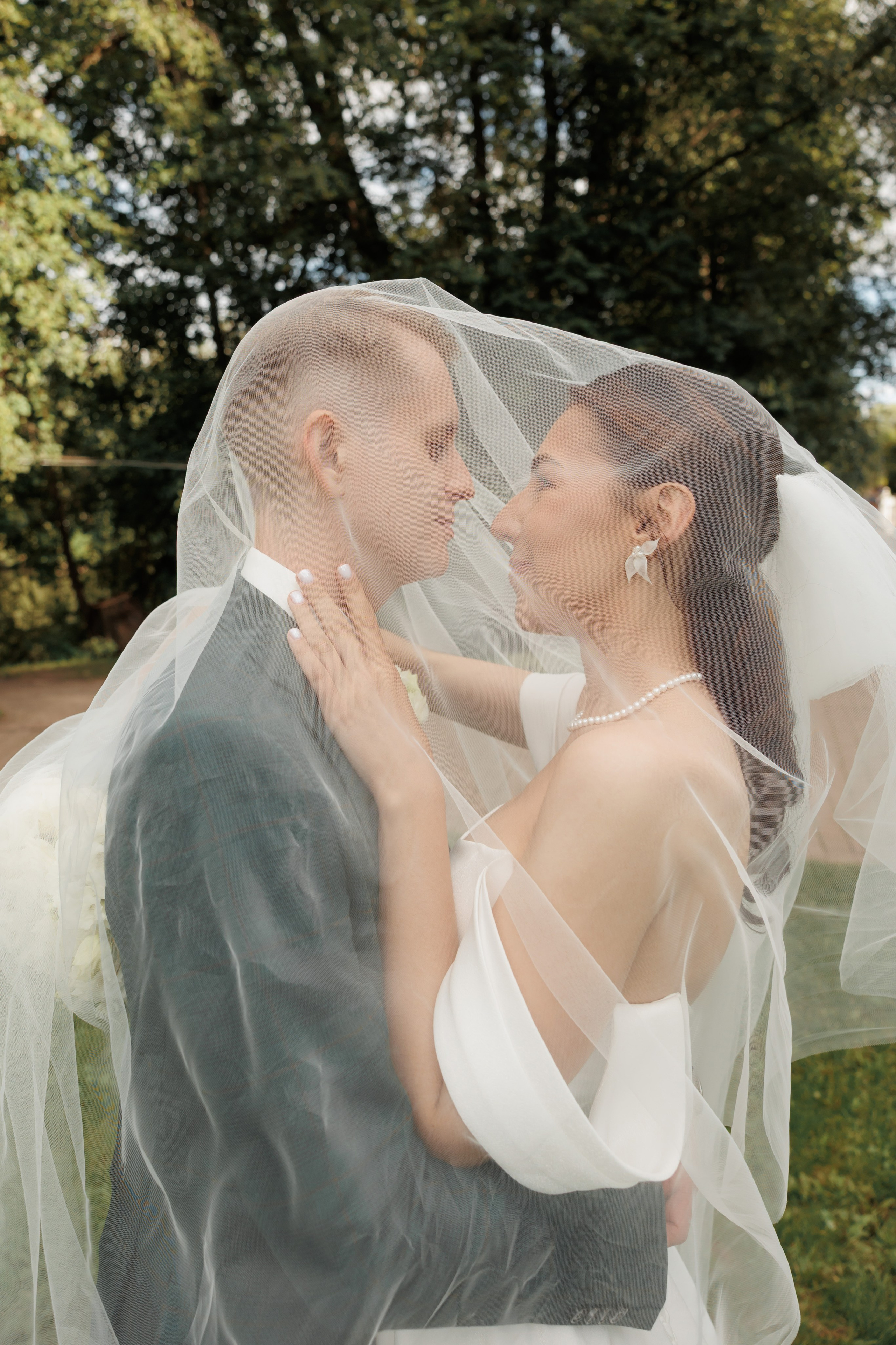 Регистрация в отеле Fish Point, ЗАГС Бутово, прогулка в Остафьево. Свадебный и репортажный фотограф (Москва, Королев и другие)