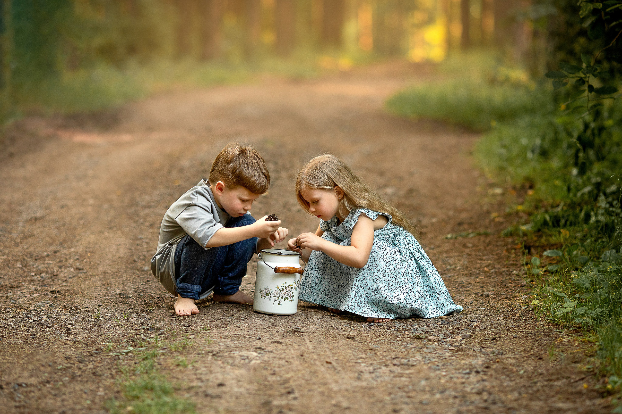 Солнце сквозь сосны-великаны. Детский и семейный фотограф в Красноярске Елена Коровкина