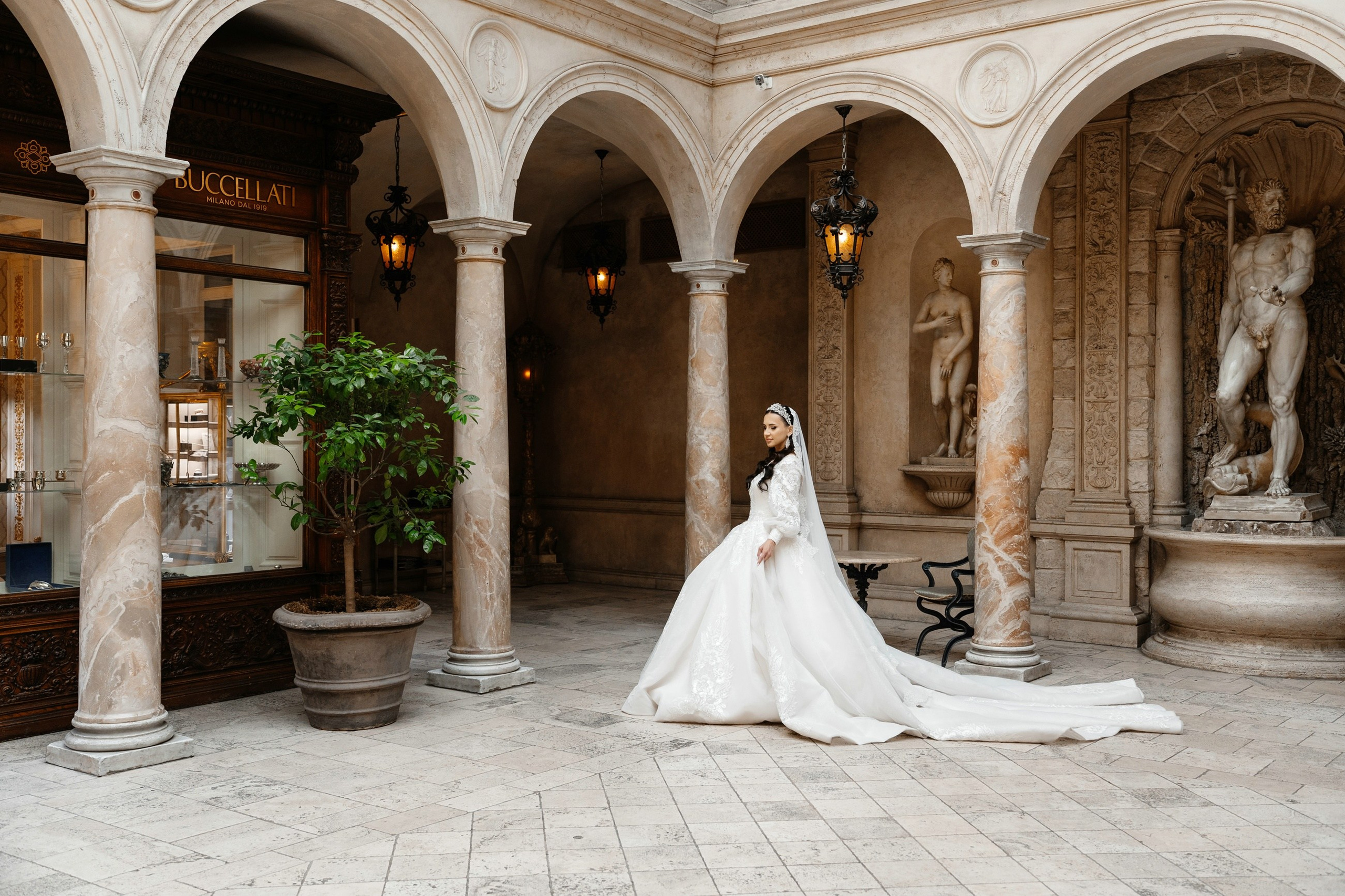 Свадебная фотосессия в ресторане Турандот. Свадебный и семейный фотограф в Москве Светлана Зоткина