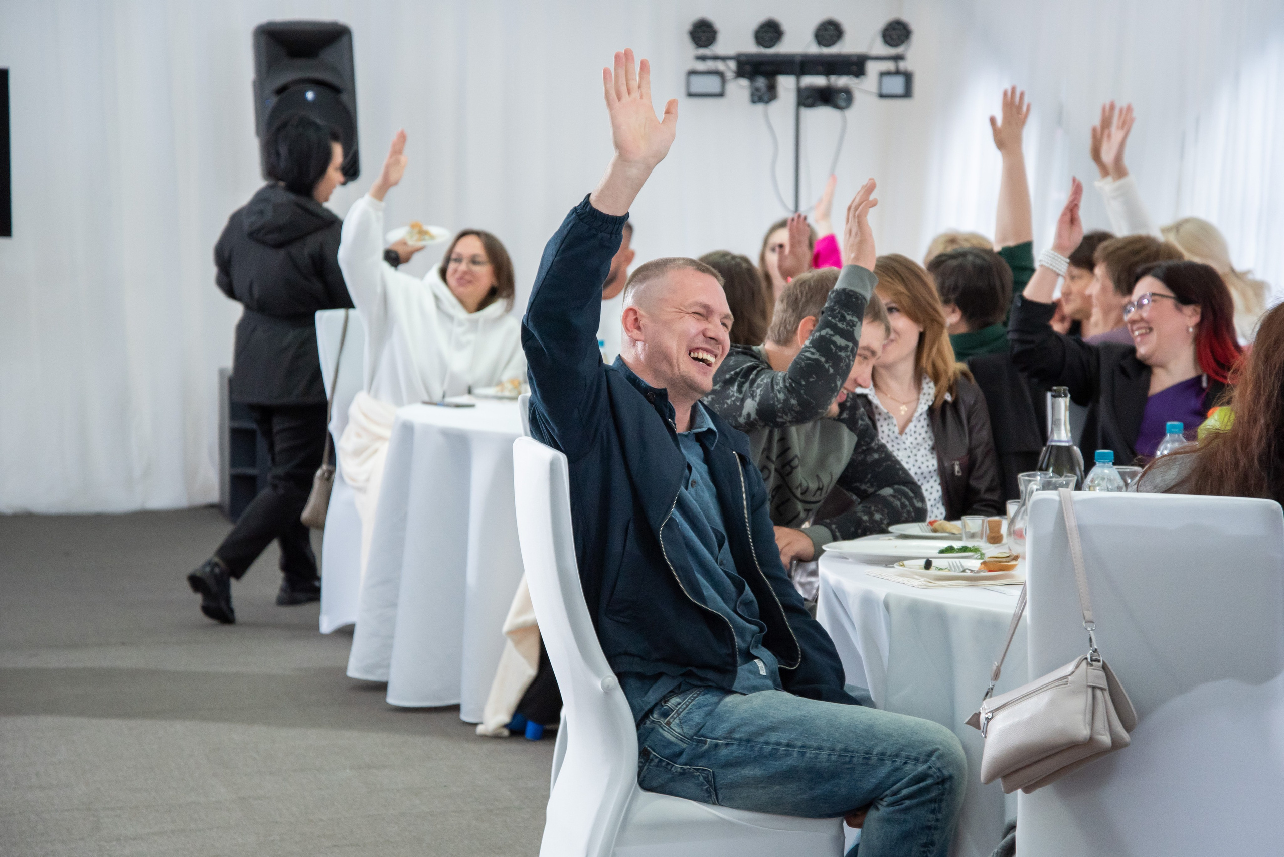 Школьные выпускные. Фотограф Мальцева Евгения