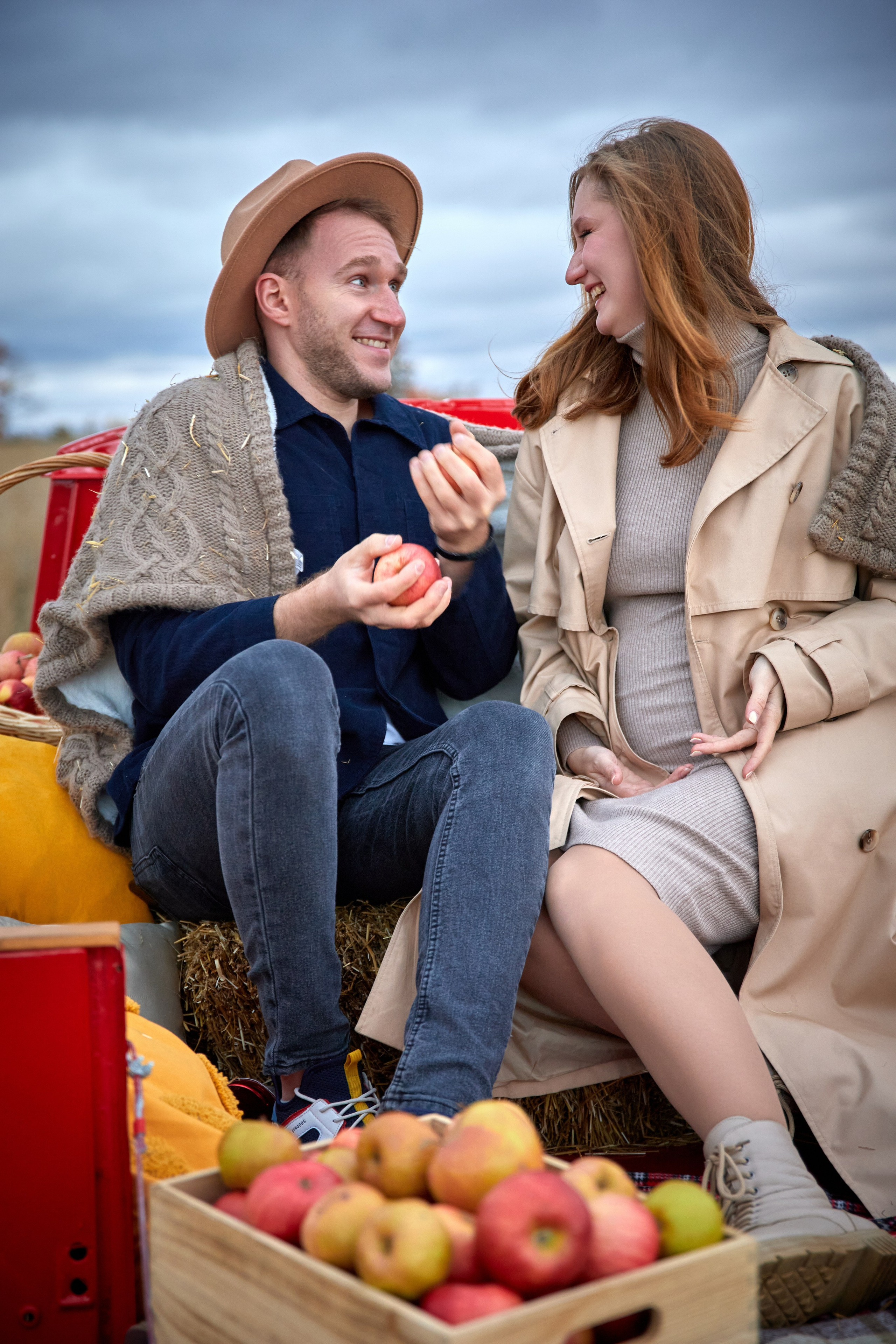 Осенняя с машиной. Фотограф в Самаре Анастасия Афанасьева
