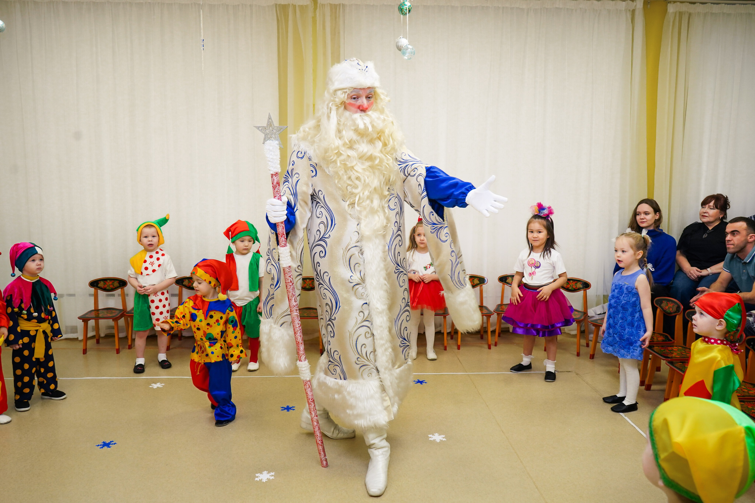 Новогодний утренник в садике. Семейный и портретный фотограф в Екатеринбурге Анна Лобанова
