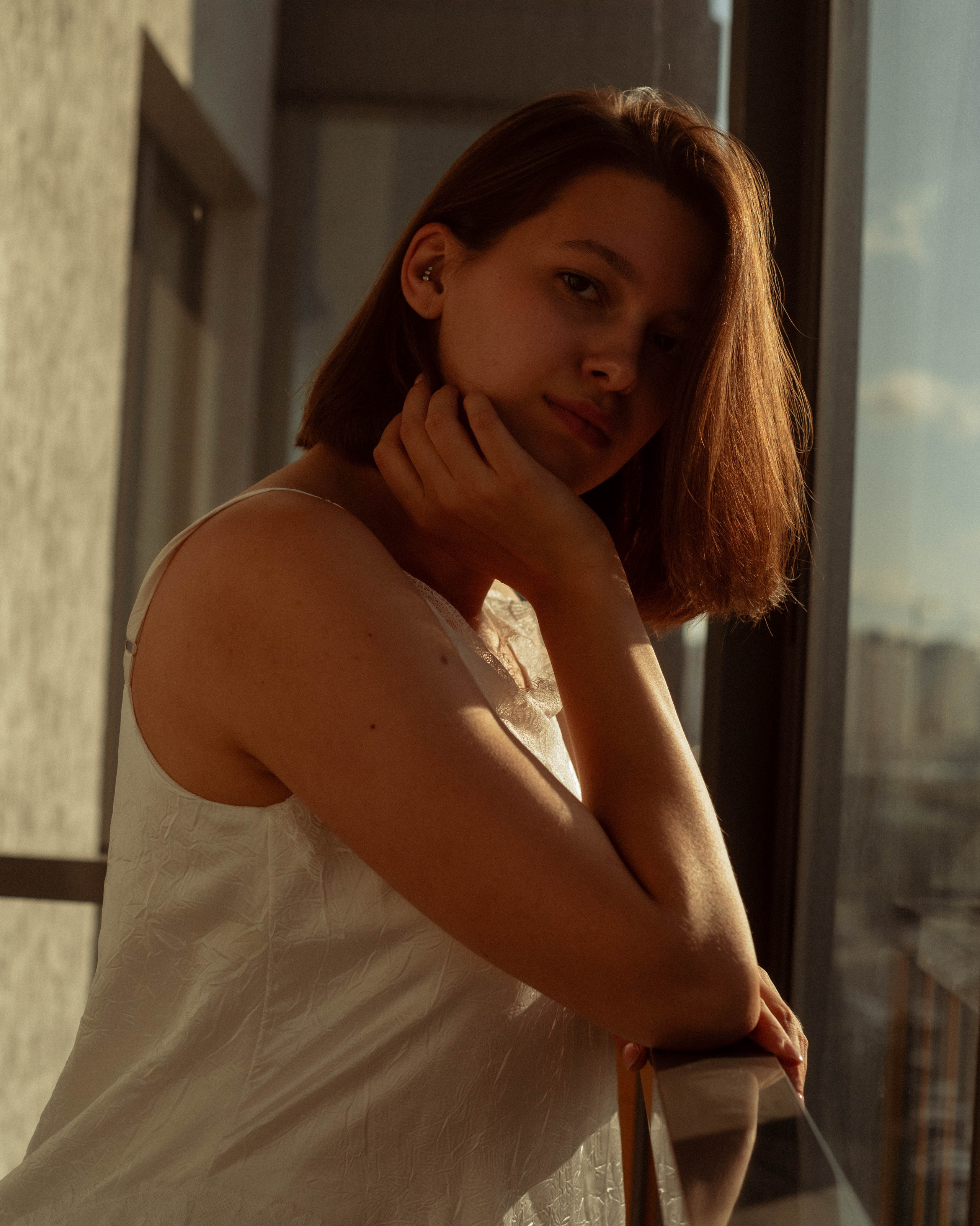 Яна. Женский фотограф. Создатель украшений ручной работы. Модель