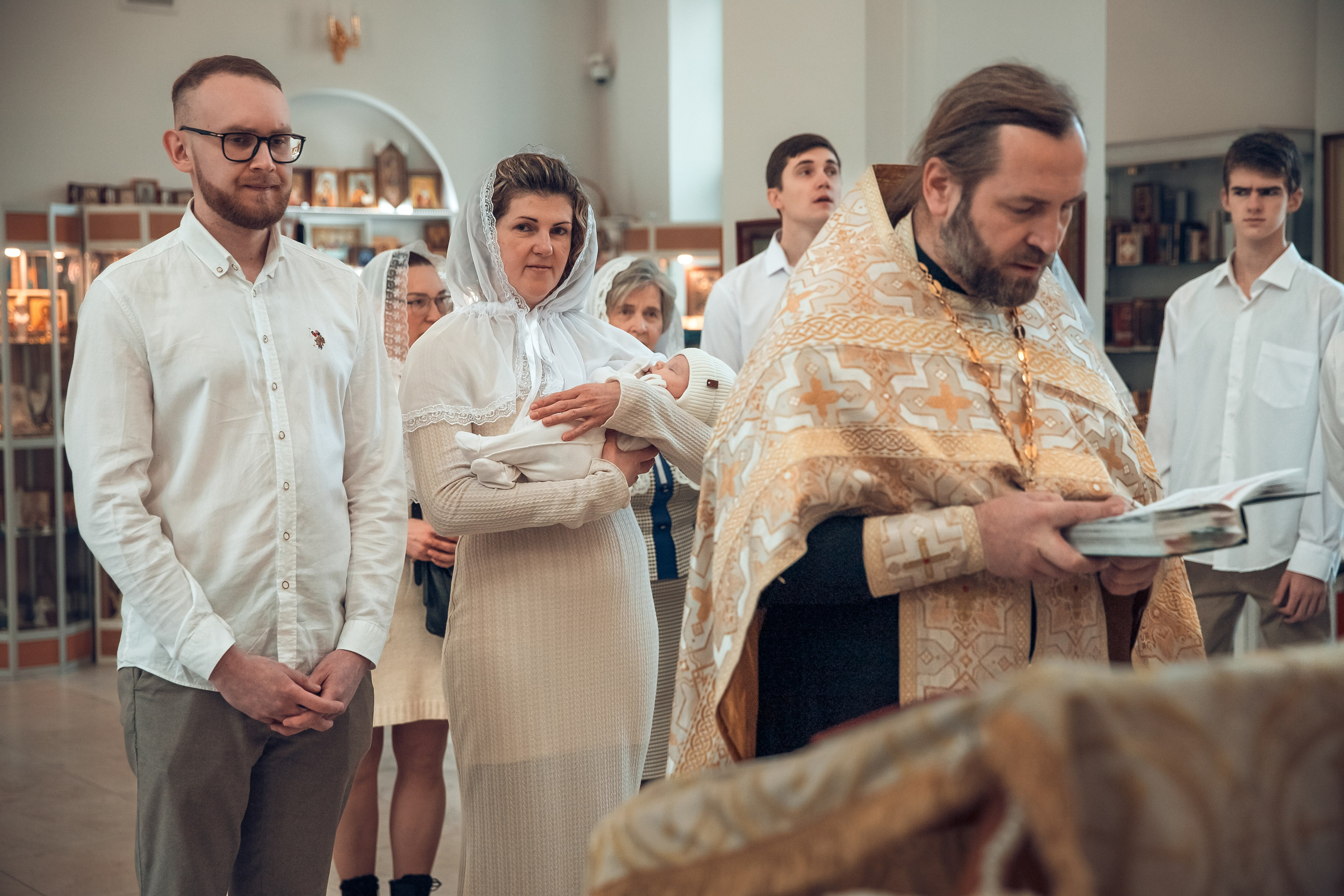 Стоимость таинства крещения. Семейный и детский фотограф в Москве в ЮАО Царицыно Алёна Асташкина
