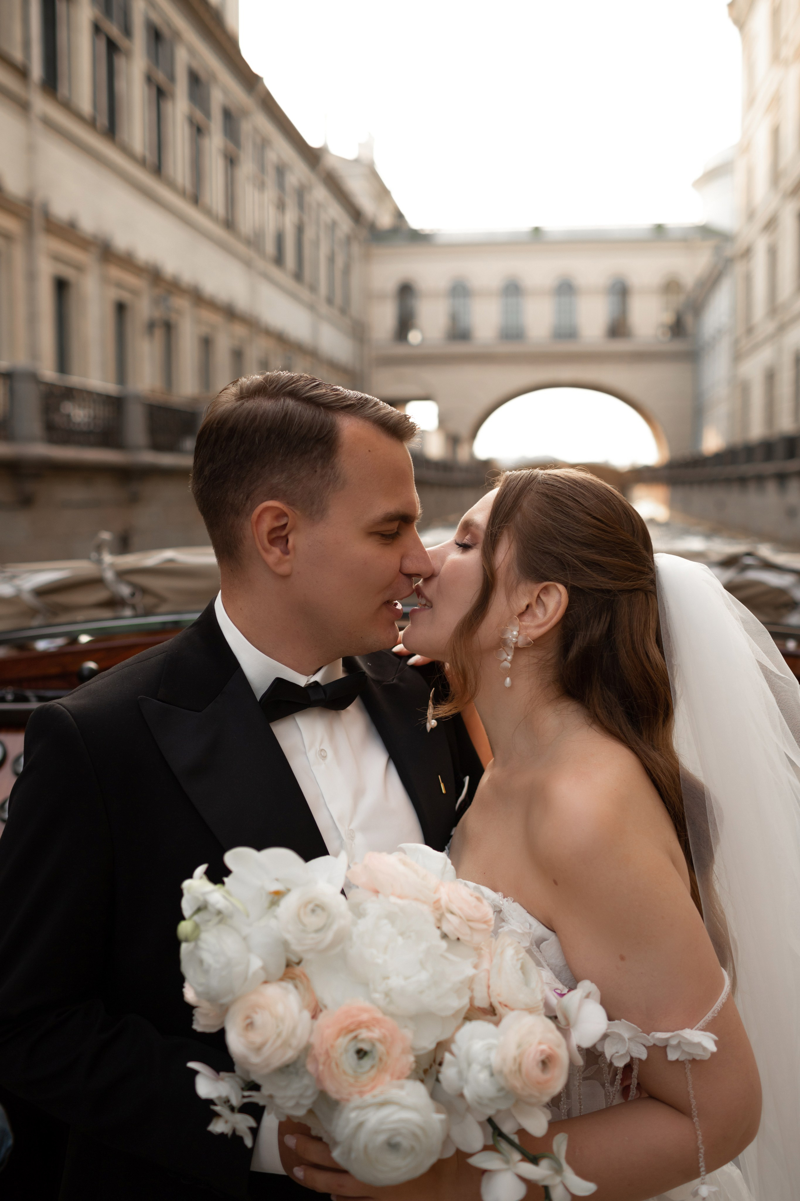 Свадебная фотосессия в Петербурге. Свадебный фотограф Кирилл Белый