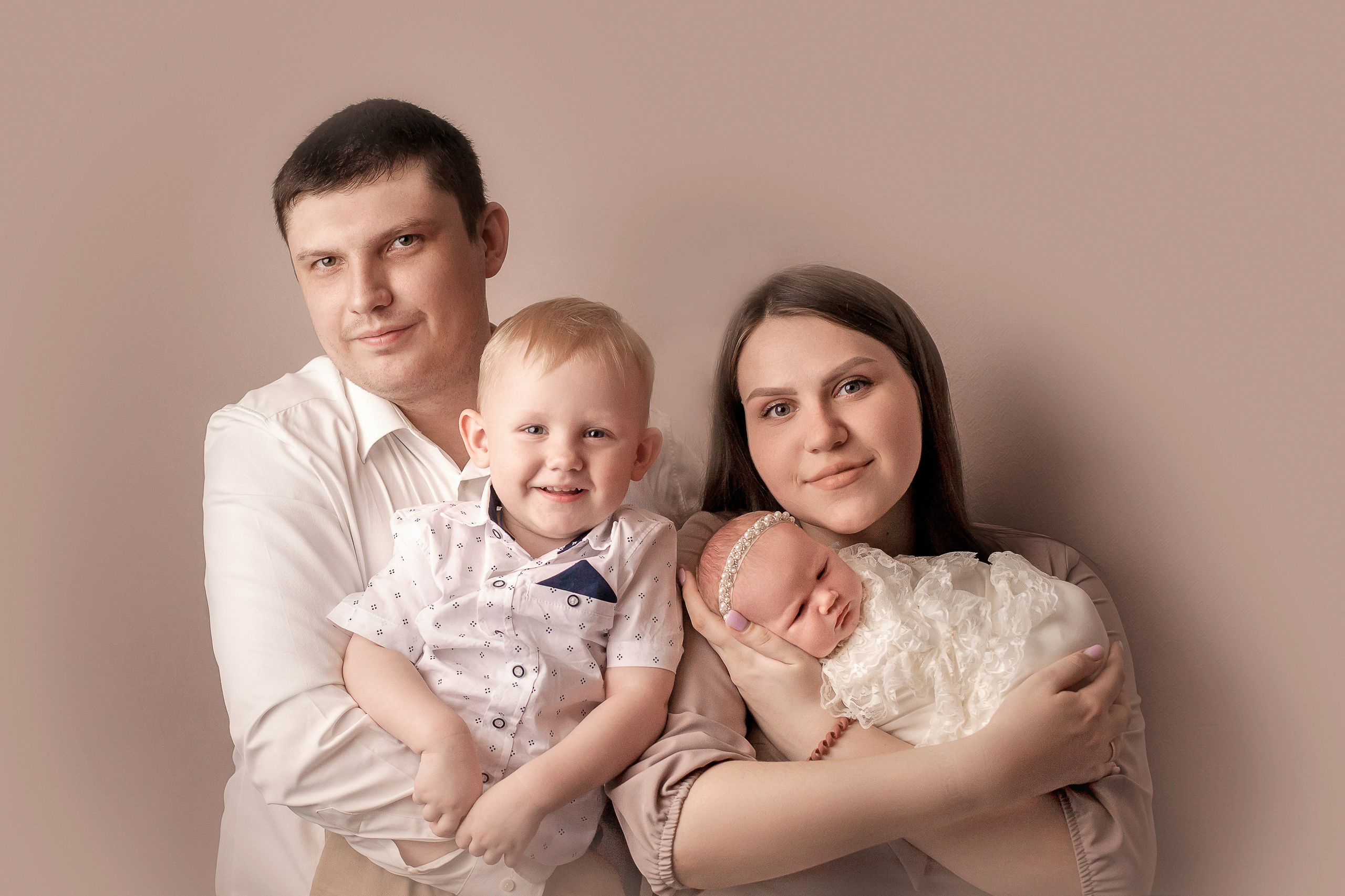 Василиса от рождения до годика. Фотограф новорожденных в Новокузнецке Анна Горошникова