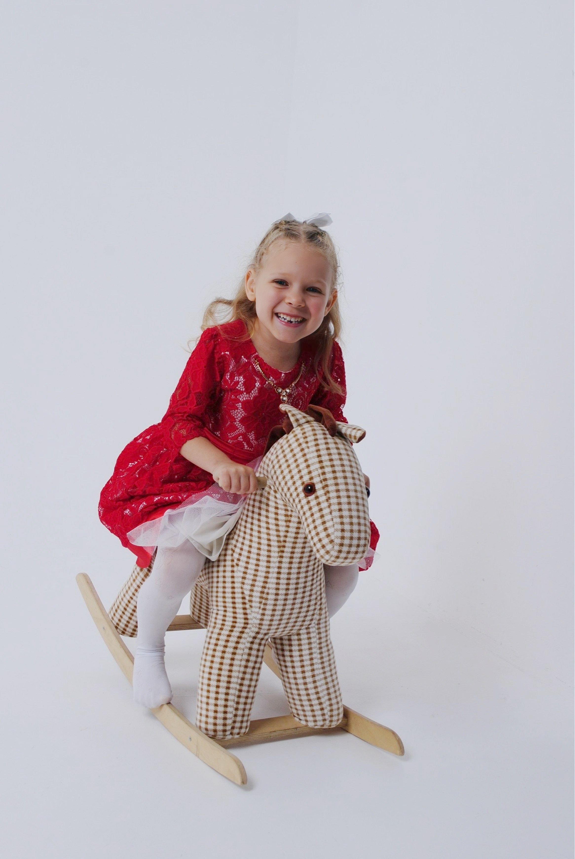 Анастасия и дочки. Фотограф Мария Мусаелян