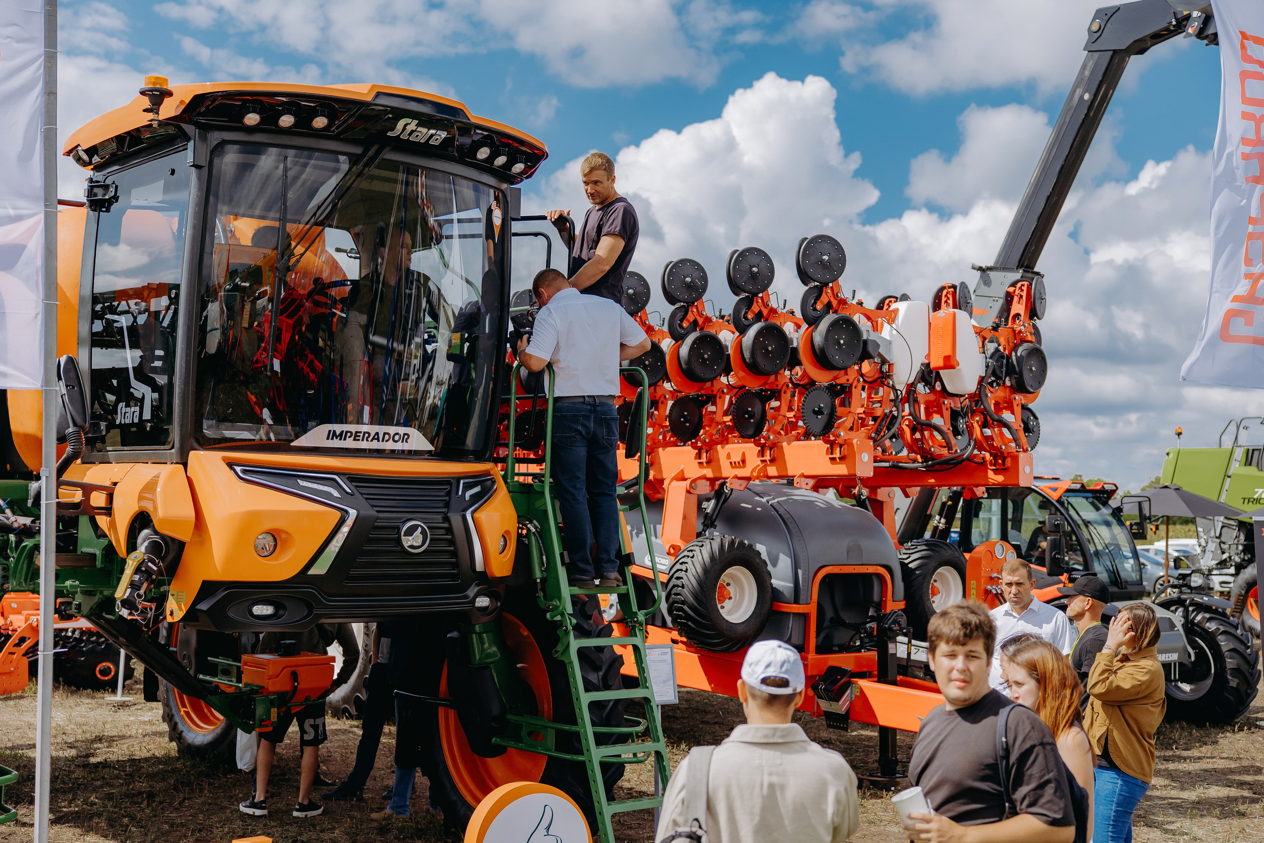 Мировая Техника — День поля. Фотограф в Саратове Александр Кухаренко. И не только в Саратове :)