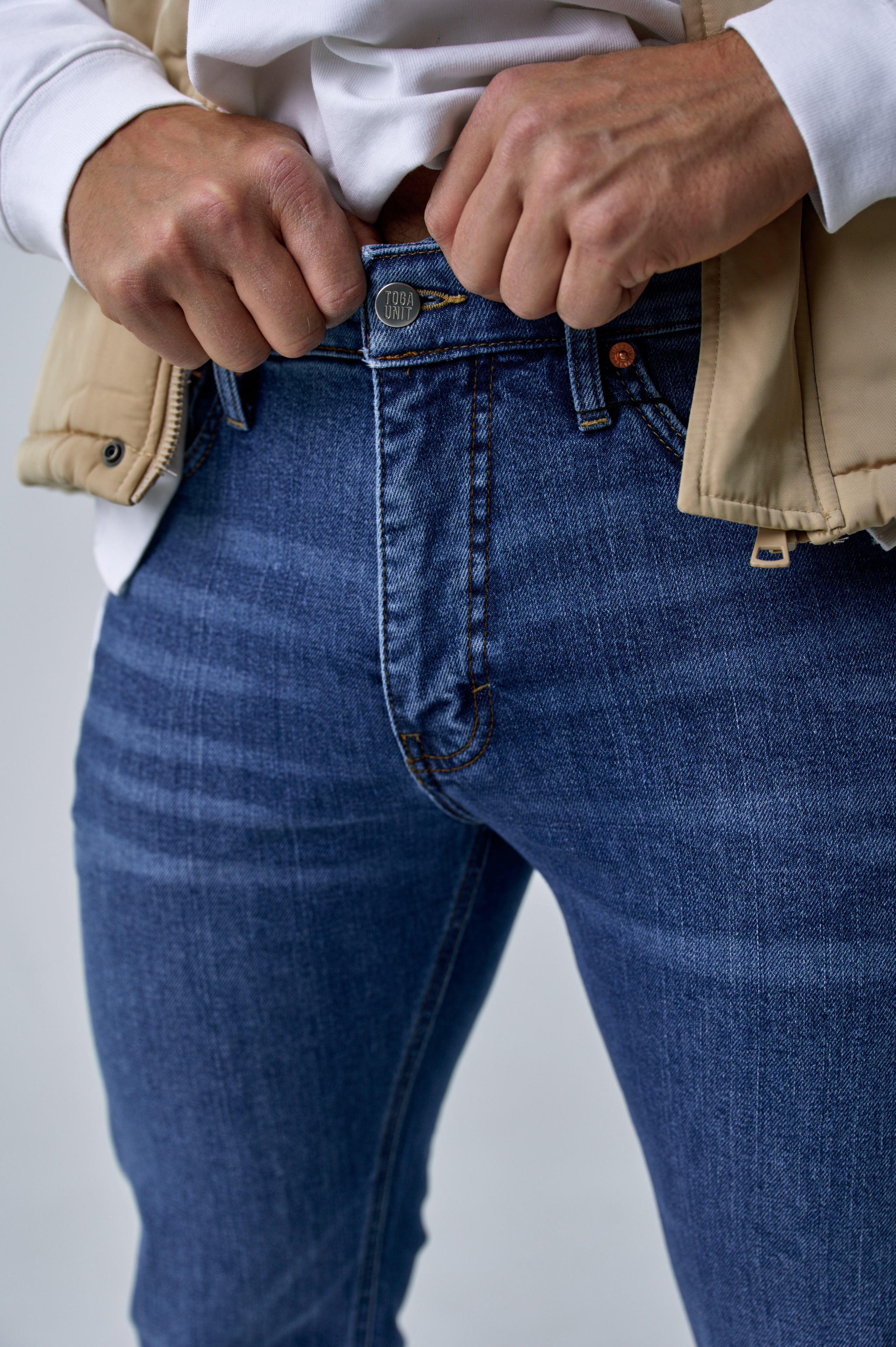 Мужские джинсы. Фотограф Челябинск — Кирилл Устюжанин