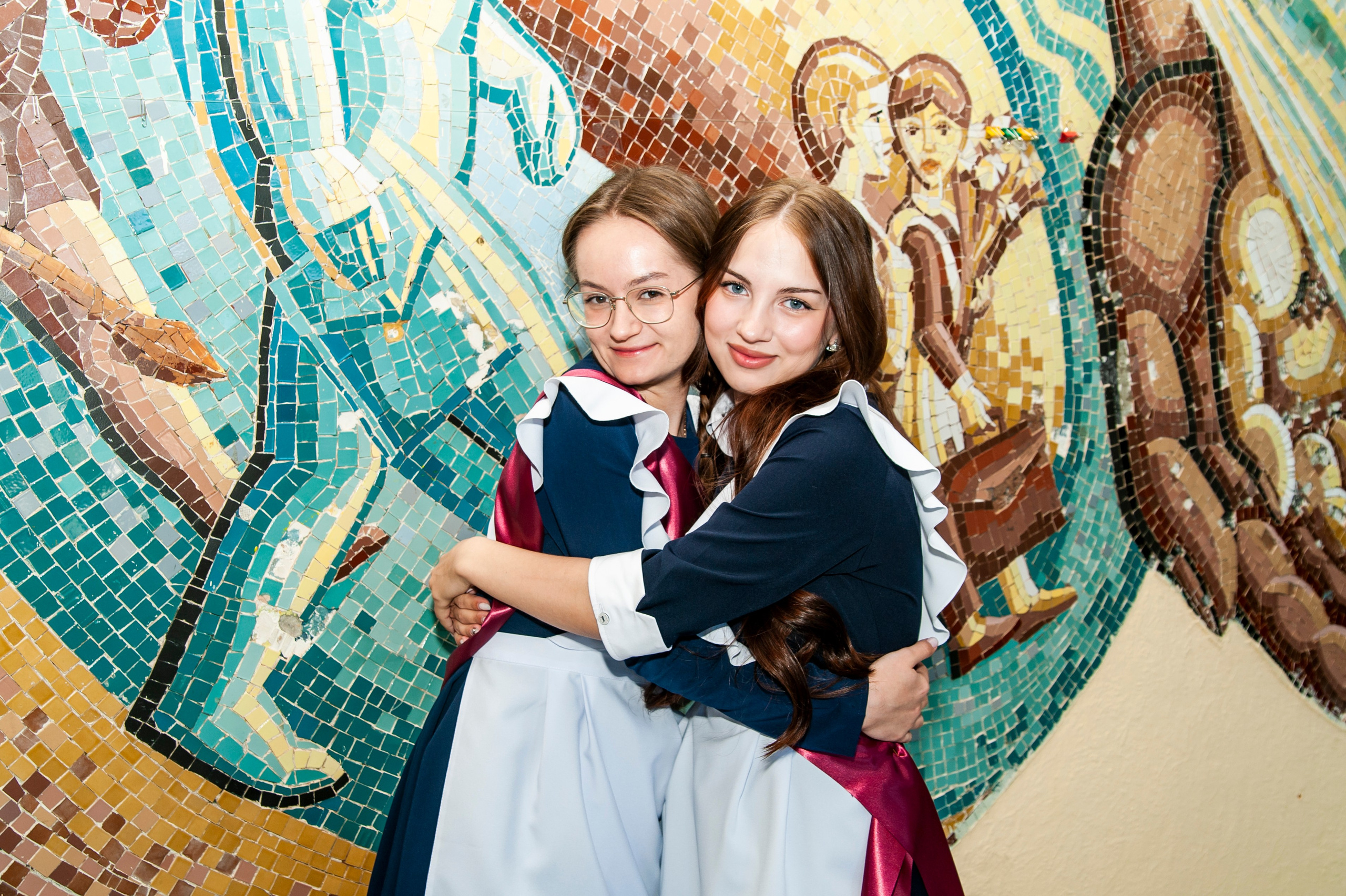 Последний Звонок МАОУ СОШ № 17 им. Эдуарда Есаяна — Архипо-Осиповка. Свадебный и семейный фотограф Денис Лукьянов в Краснодаре, Краснодарском крае и Республике Крым