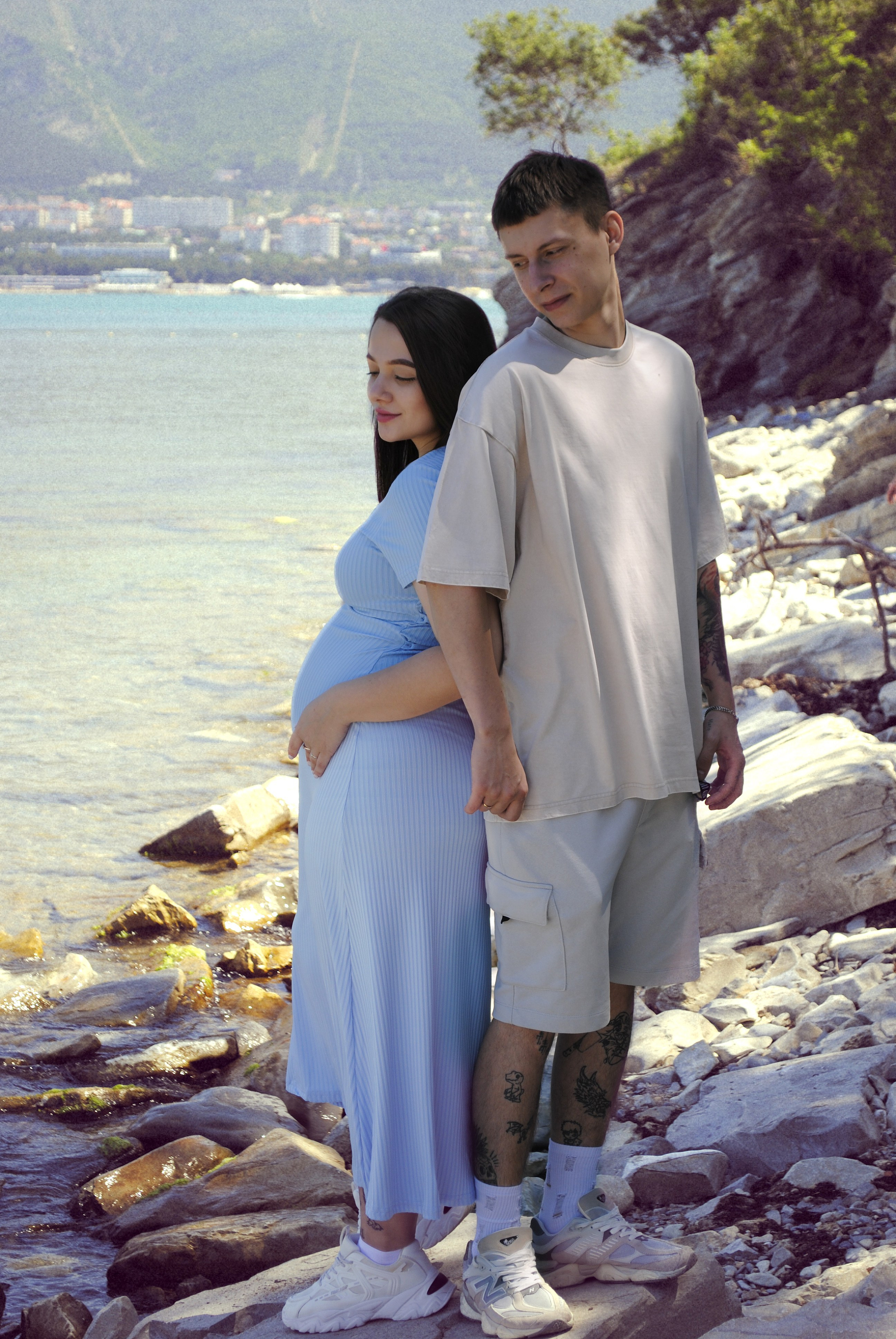 Беременность на берегу моря. Фотограф Мария Мусаелян