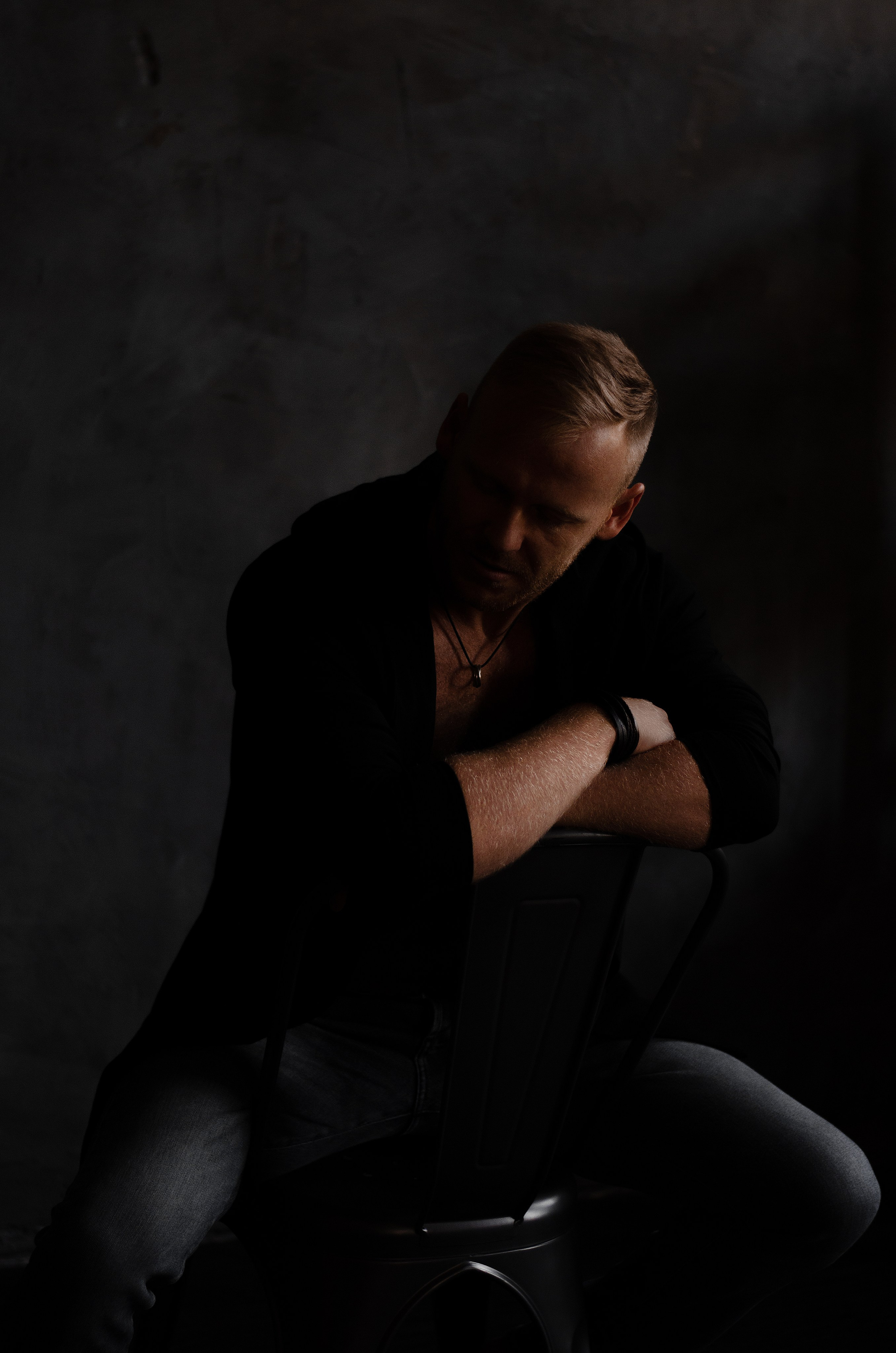 Мужской портрет портфолио. Будуарный / Ню Фотограф Наталья Шевченко Минск