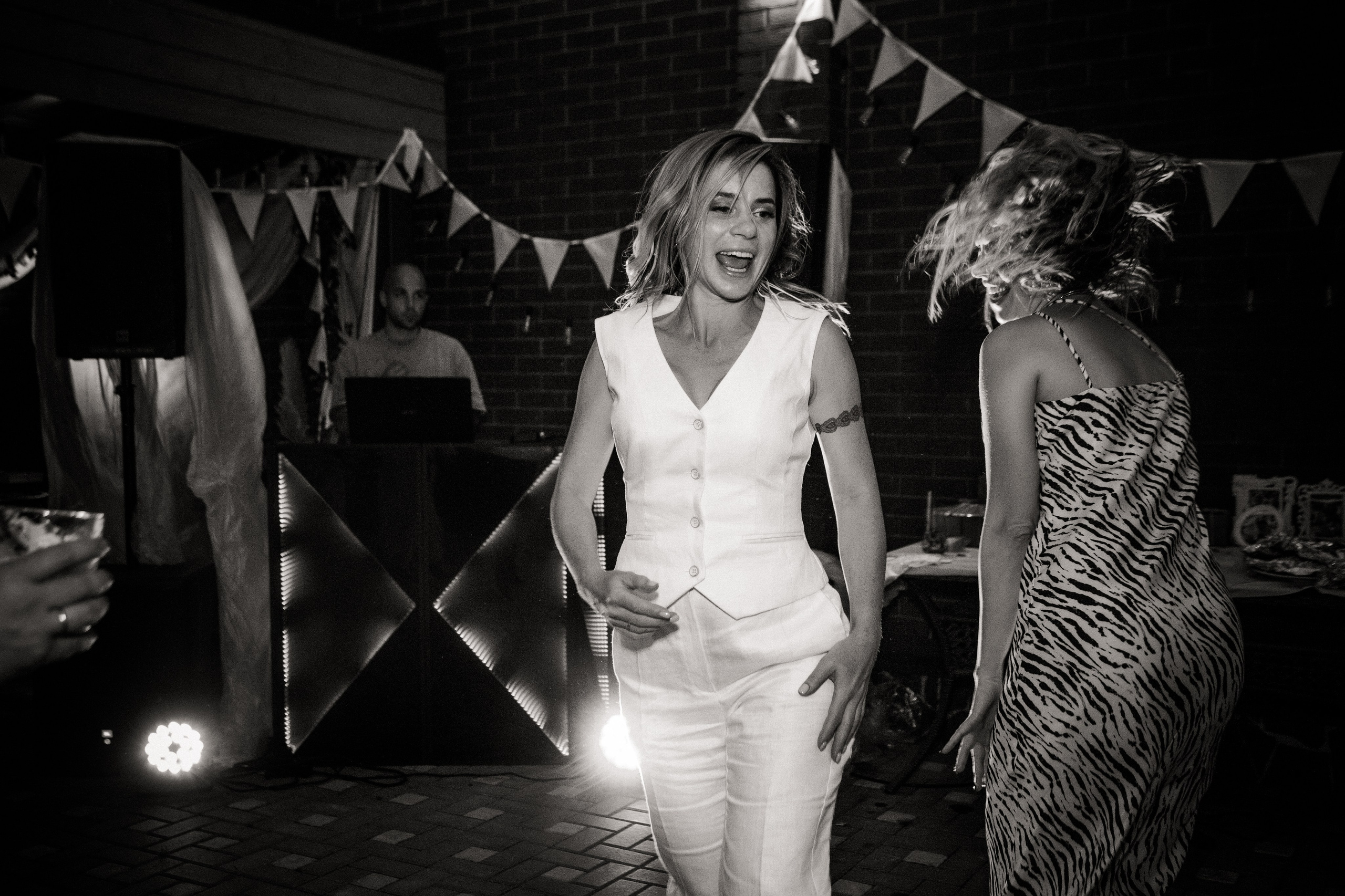 Свадебная фотосъемка в загородном отеле «LaFa». Свадебный и семейный фотограф в Москве и Подмосковье Лариса Козлова