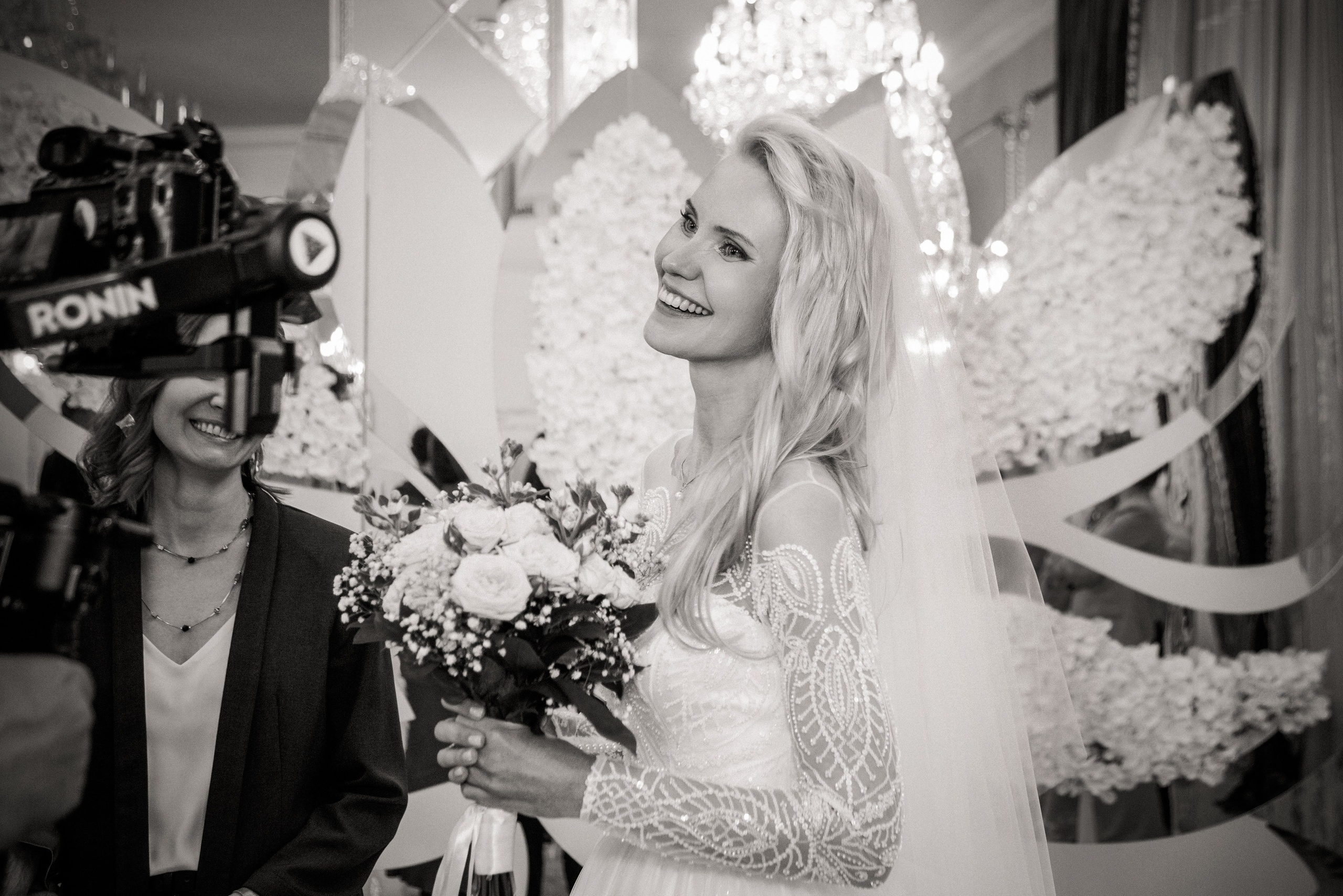 Свадебная фотосессия на ВДНХ. Свадебный и семейный фотограф в Москве и Подмосковье Лариса Козлова