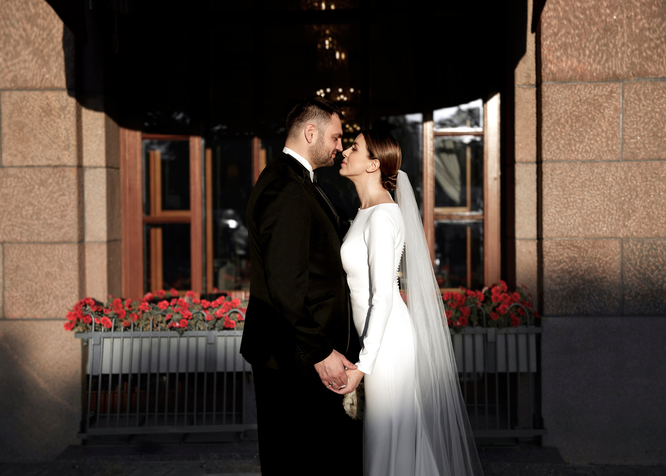 Портрет жениха и невесты в Санкт-Петербурге, отель "Астория"