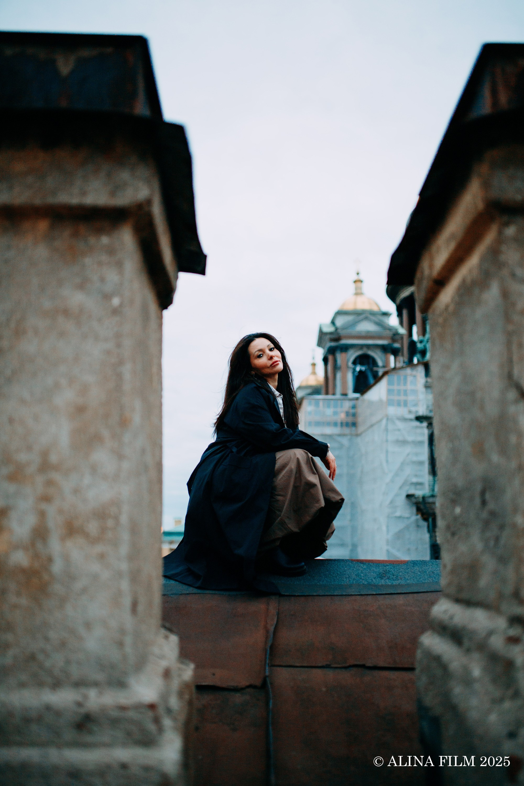 Фотосессия на крыше у Исаакиевского собора. Фотограф в Санкт-Петербурге Alina Film