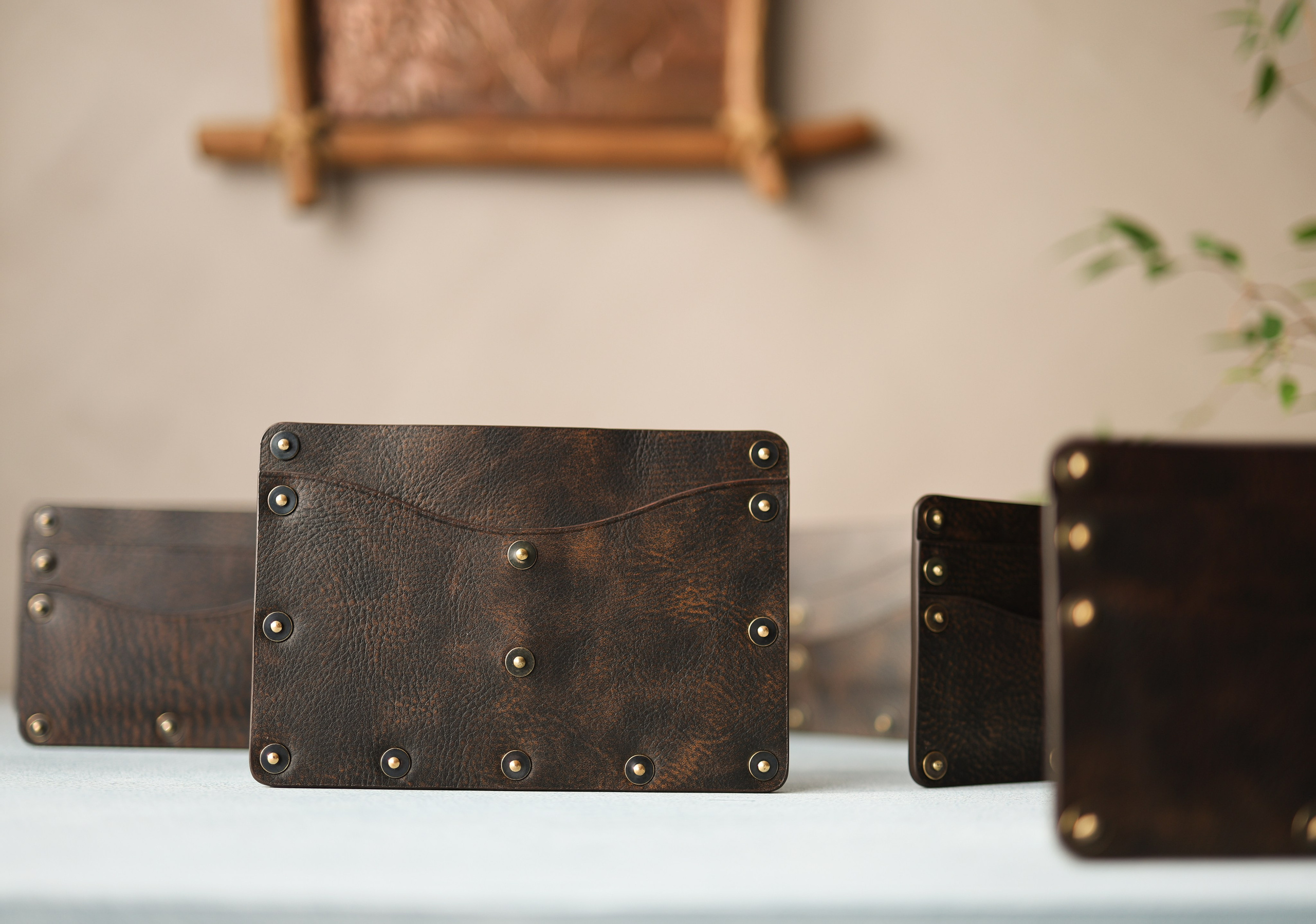 Докхолдер Grunch. Мастерская авторских аксессуаров из кожи в Уфе Hecho a mano