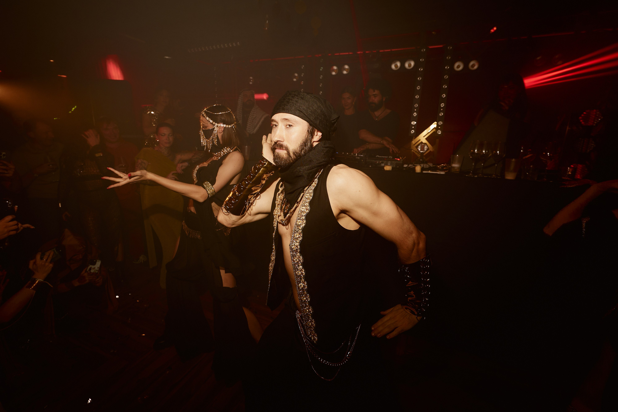 ILLEGAL FRIENDS — MIRAGE [PART III]. СВОИ. ФОТООТЧЕТЫ-СОБЫТИЯ-МЕСТА