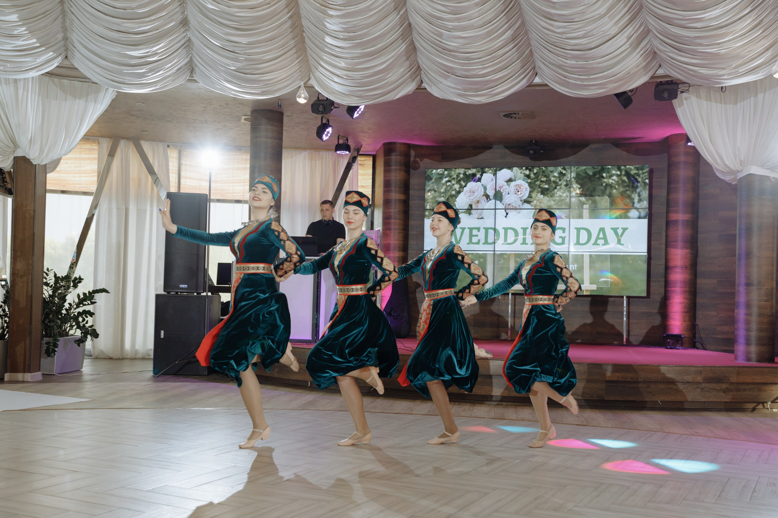 Степан и Элянора (полный день). Свадебный фотограф