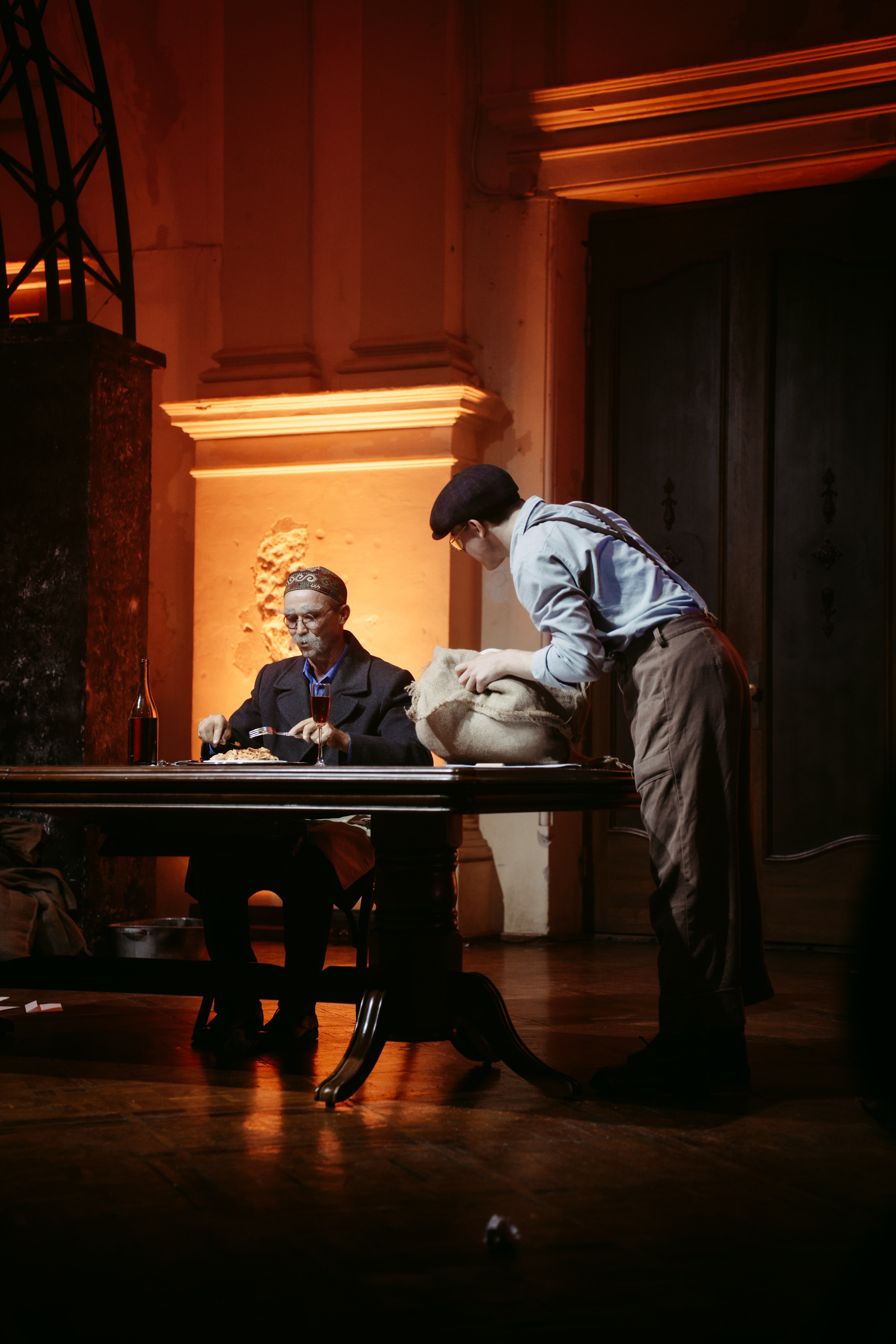 Горький оптимизм. Главная