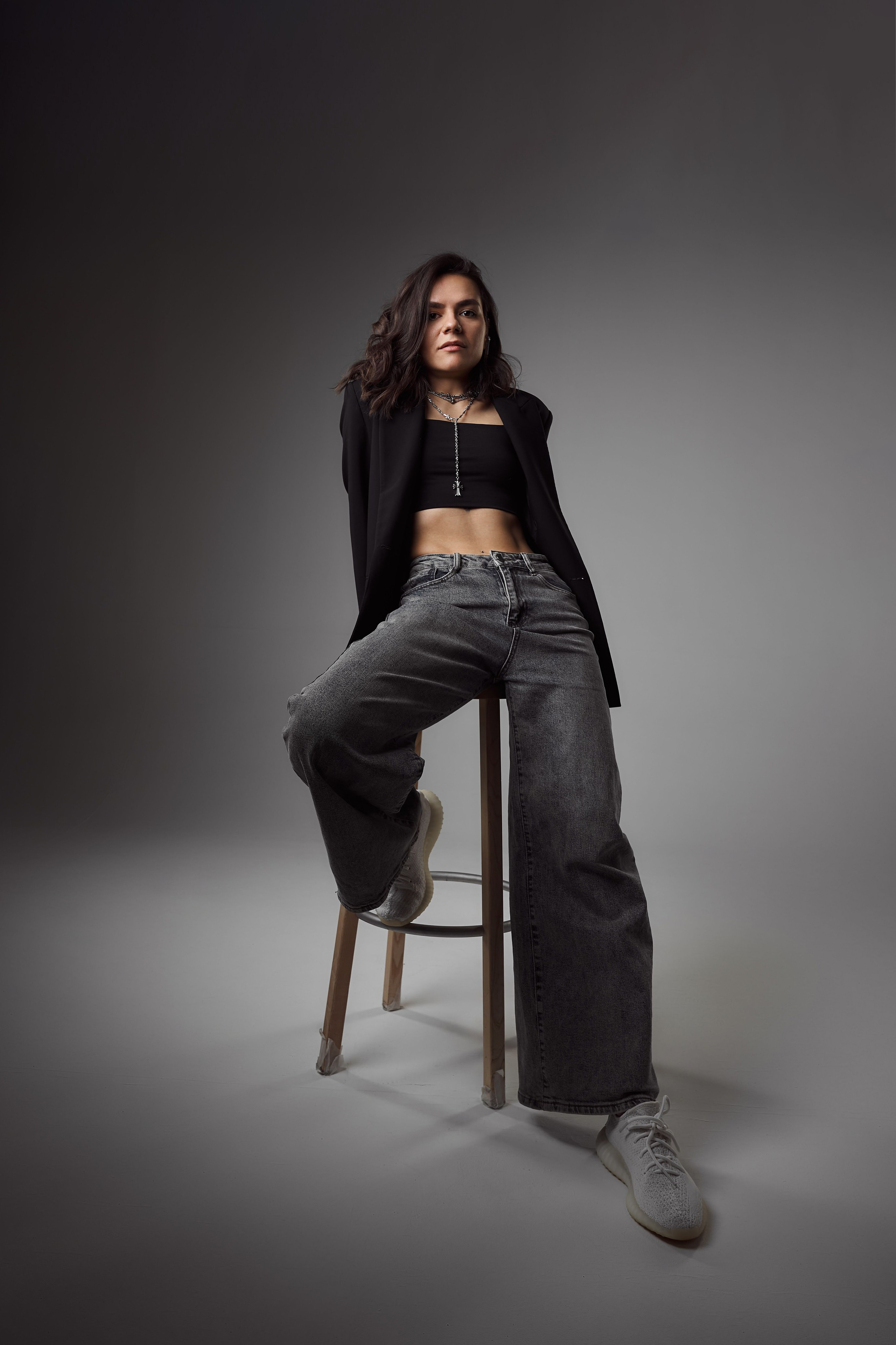 Фотосессия в студии по отличной цене. Студийный фотограф Евгений Опарин