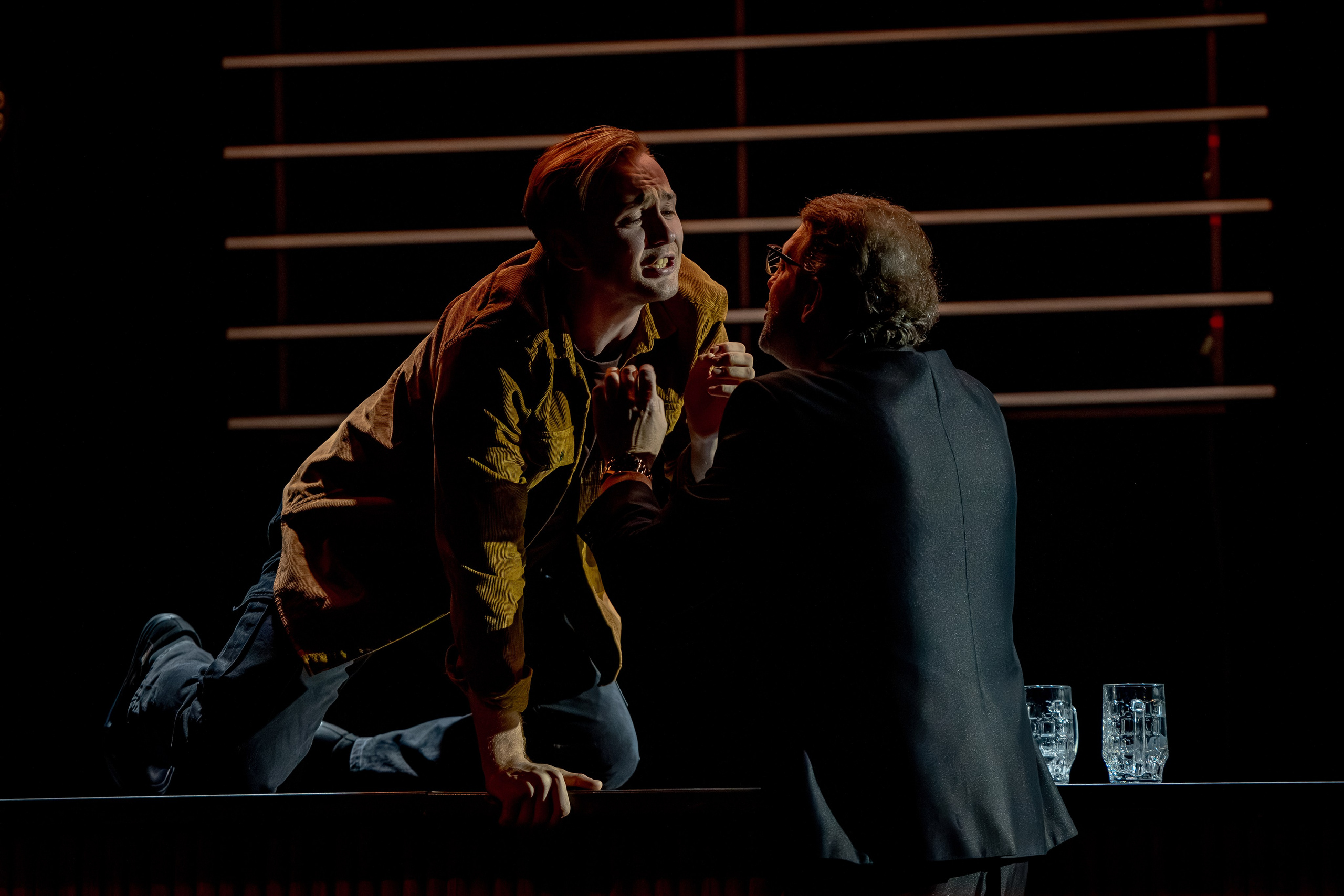 «На дне.doc» Самарского академического театра драмы им. М. Горького в рамках фестиваля «Биеннале театрального искусства. Уроки режиссуры». Фотограф и режиссер Московко Екатерина