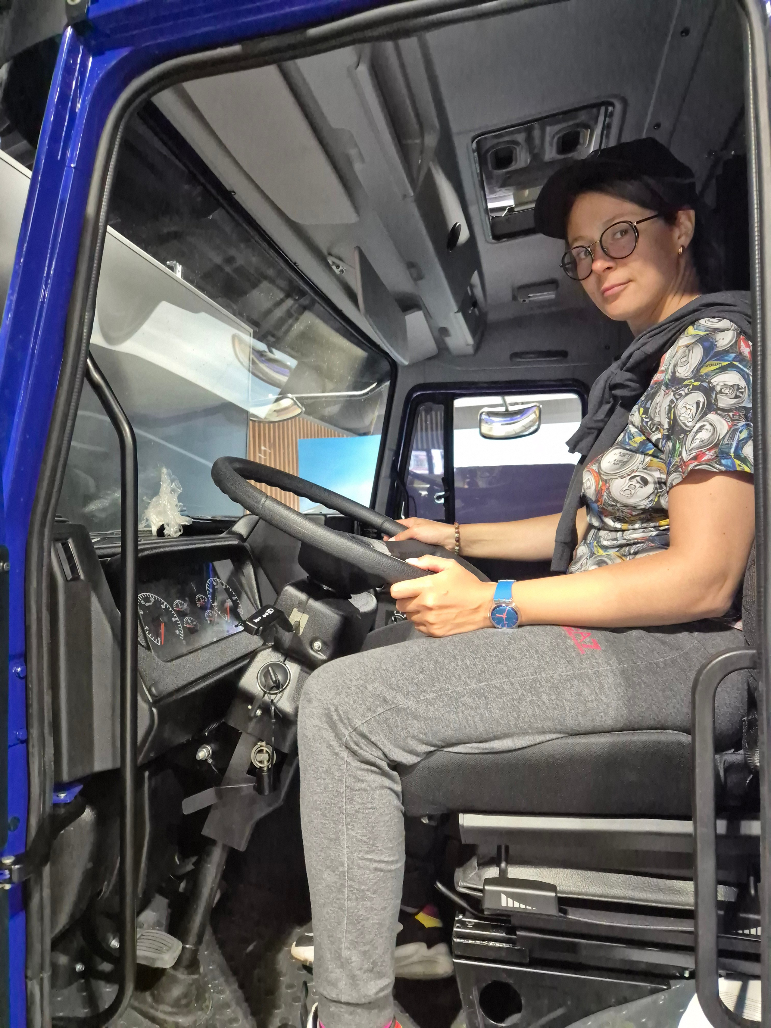 Кроме исторической техники представлены и современные образцы. 