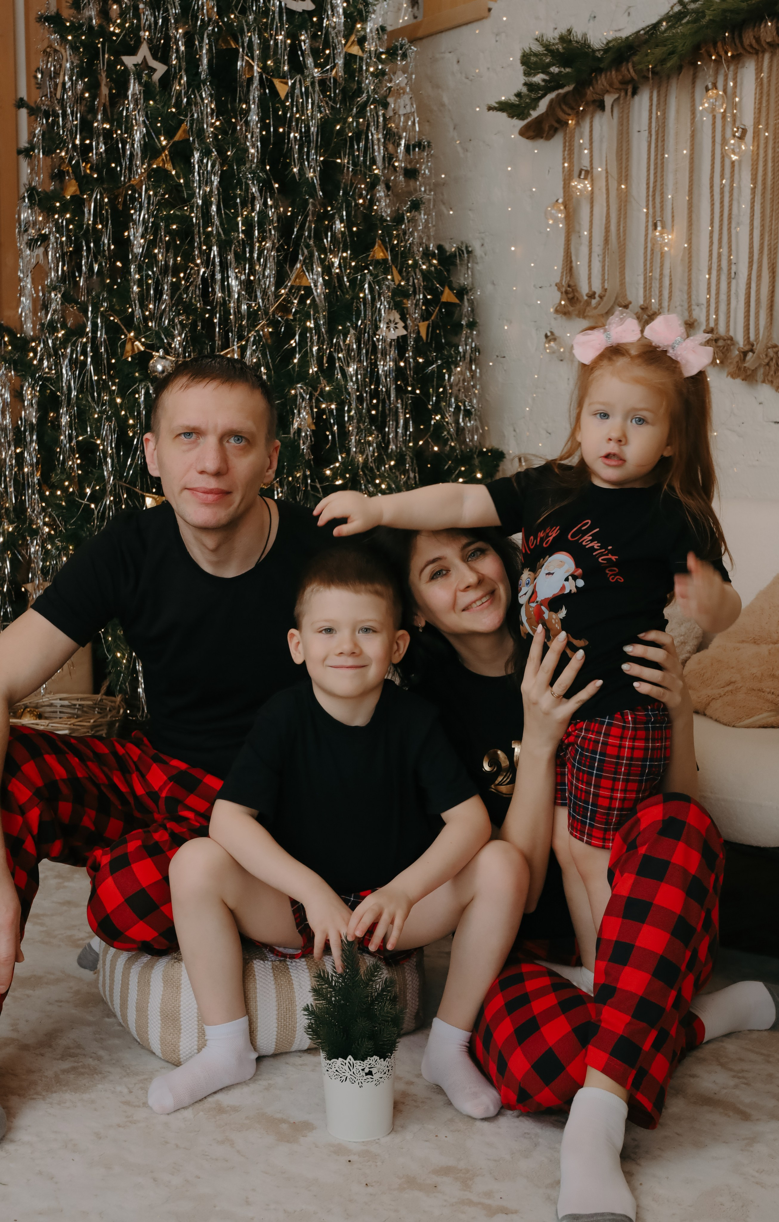 Студийные семейные съемки. Фотограф из Новосибирска Юрк Виктория