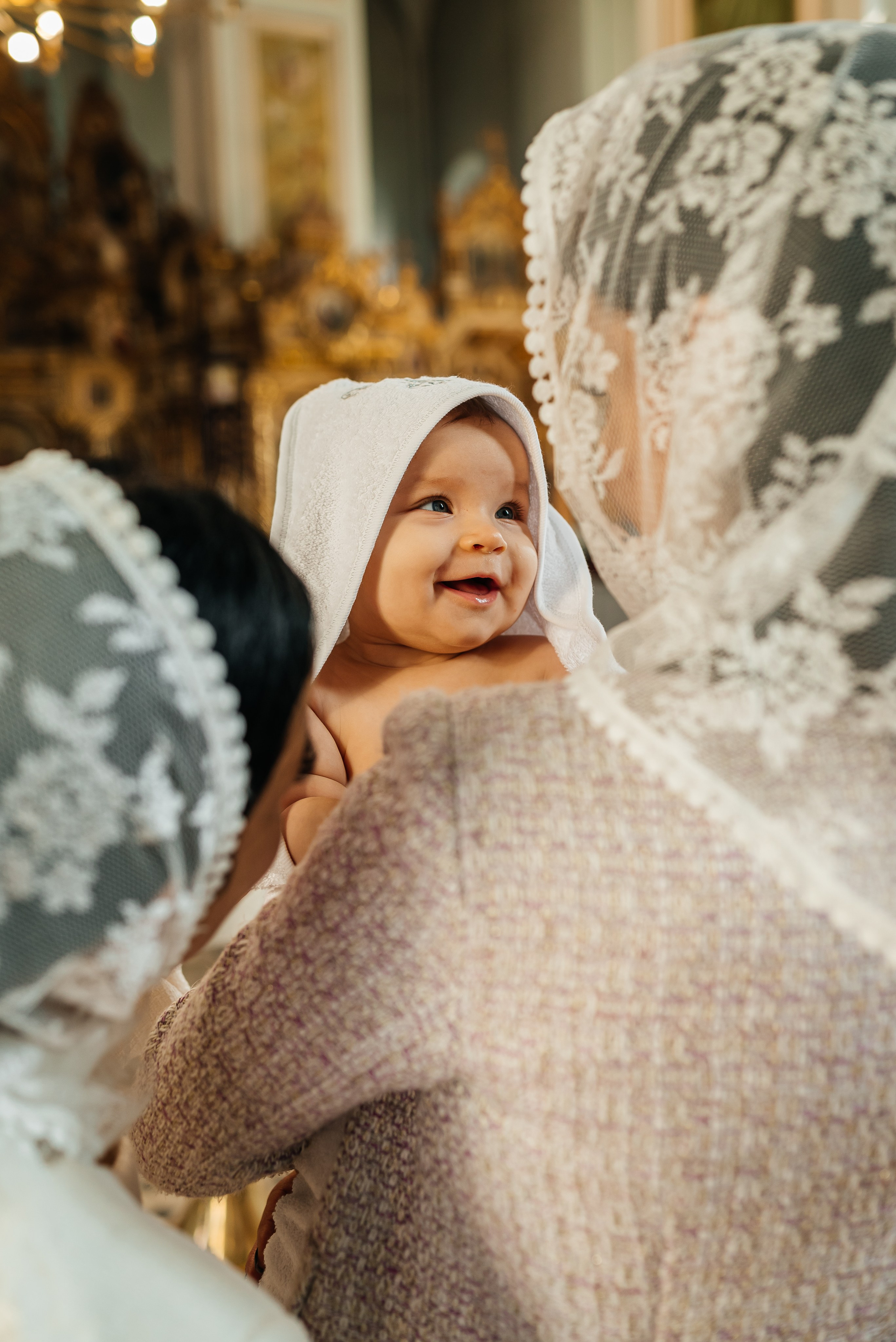 Крещение в Храме Успения Пресвятой Богородицы Гундоровский. Фотограф в Каменске-Шахтинском и парке Лога Ольга Сагал