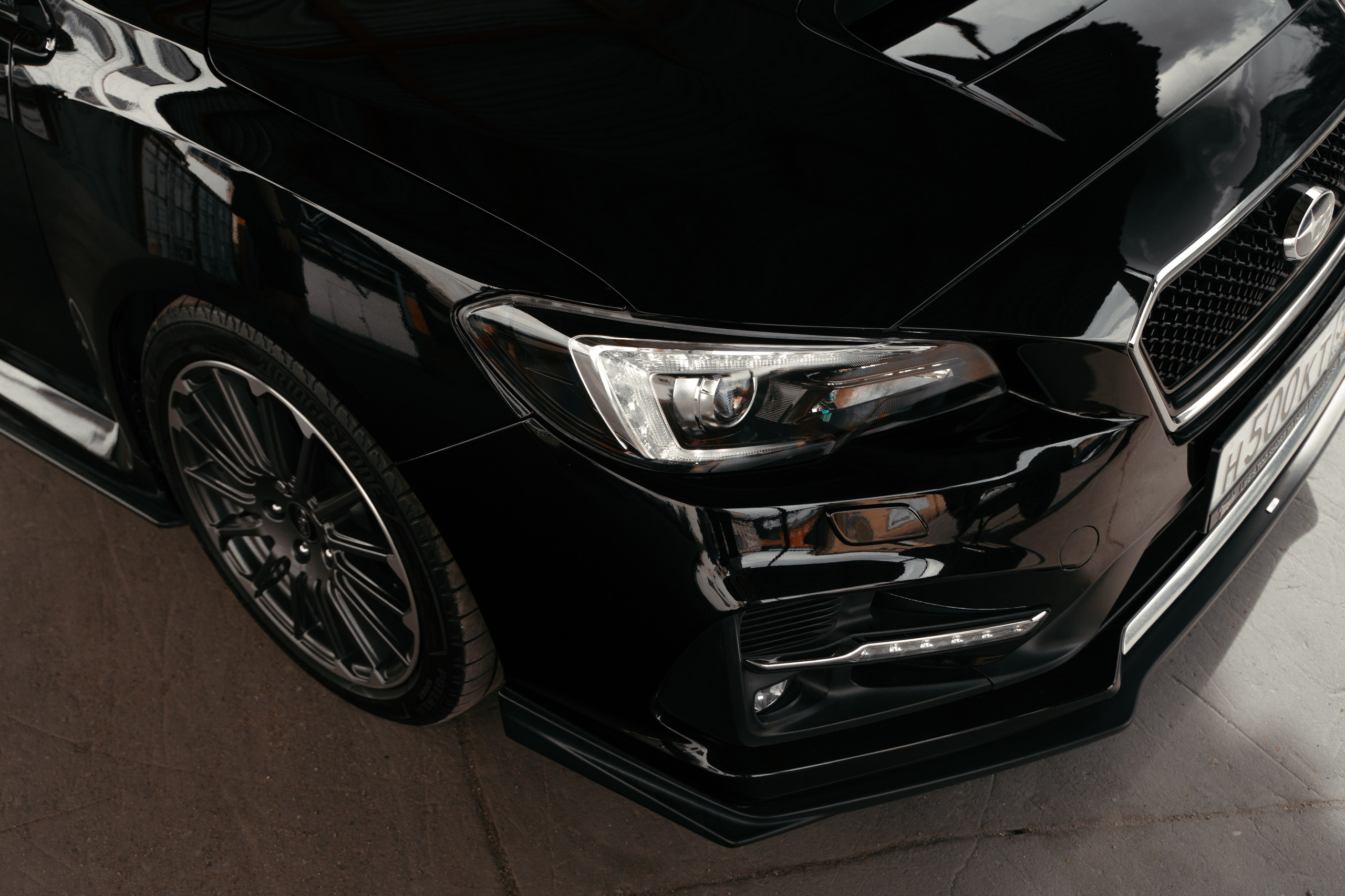 Subaru levorg. DeLorein