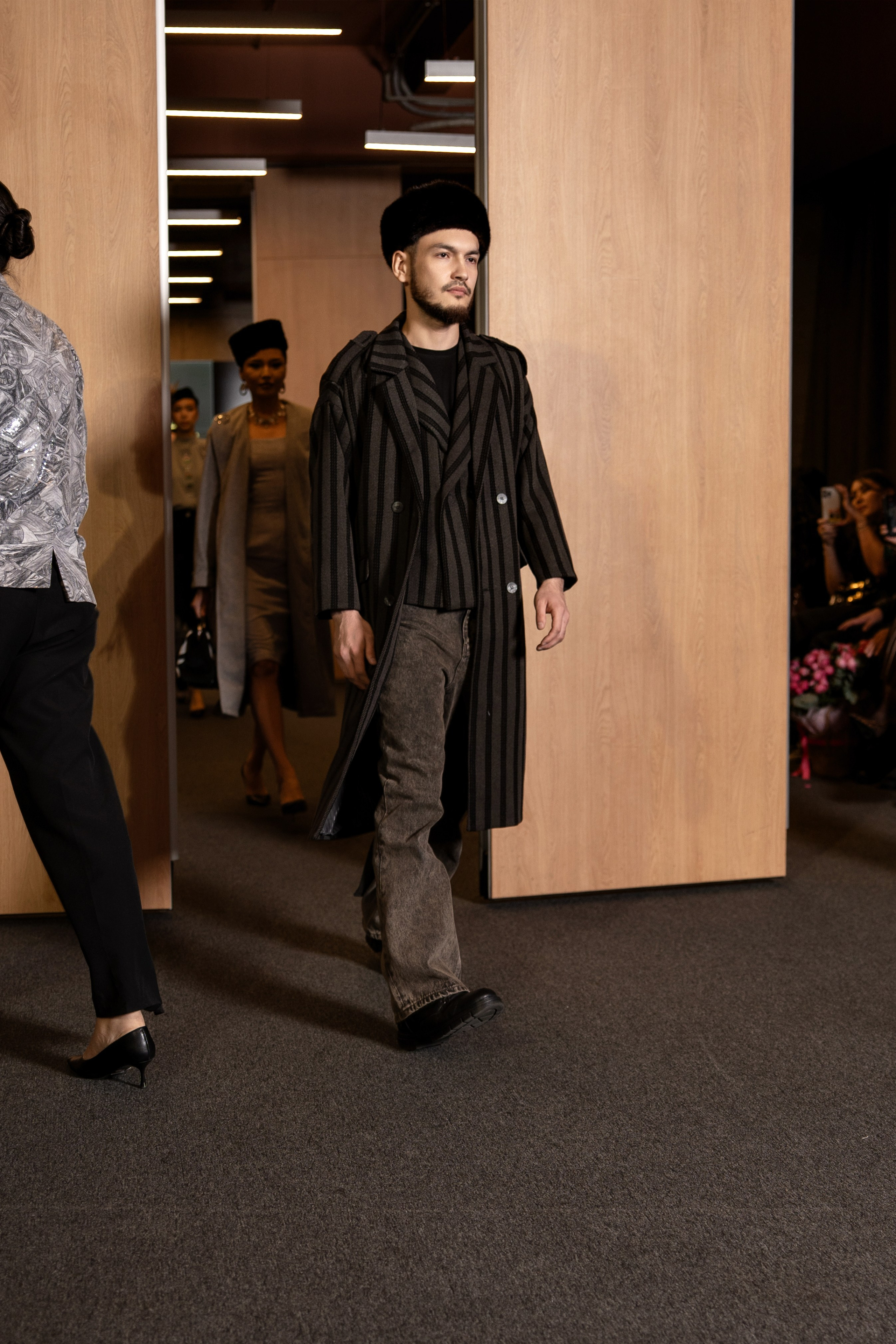 Brand Gulnur Atelier. Сайт Алматинского НЮ АРТ, будуар и фэшн фотографа Дениса Карпенко