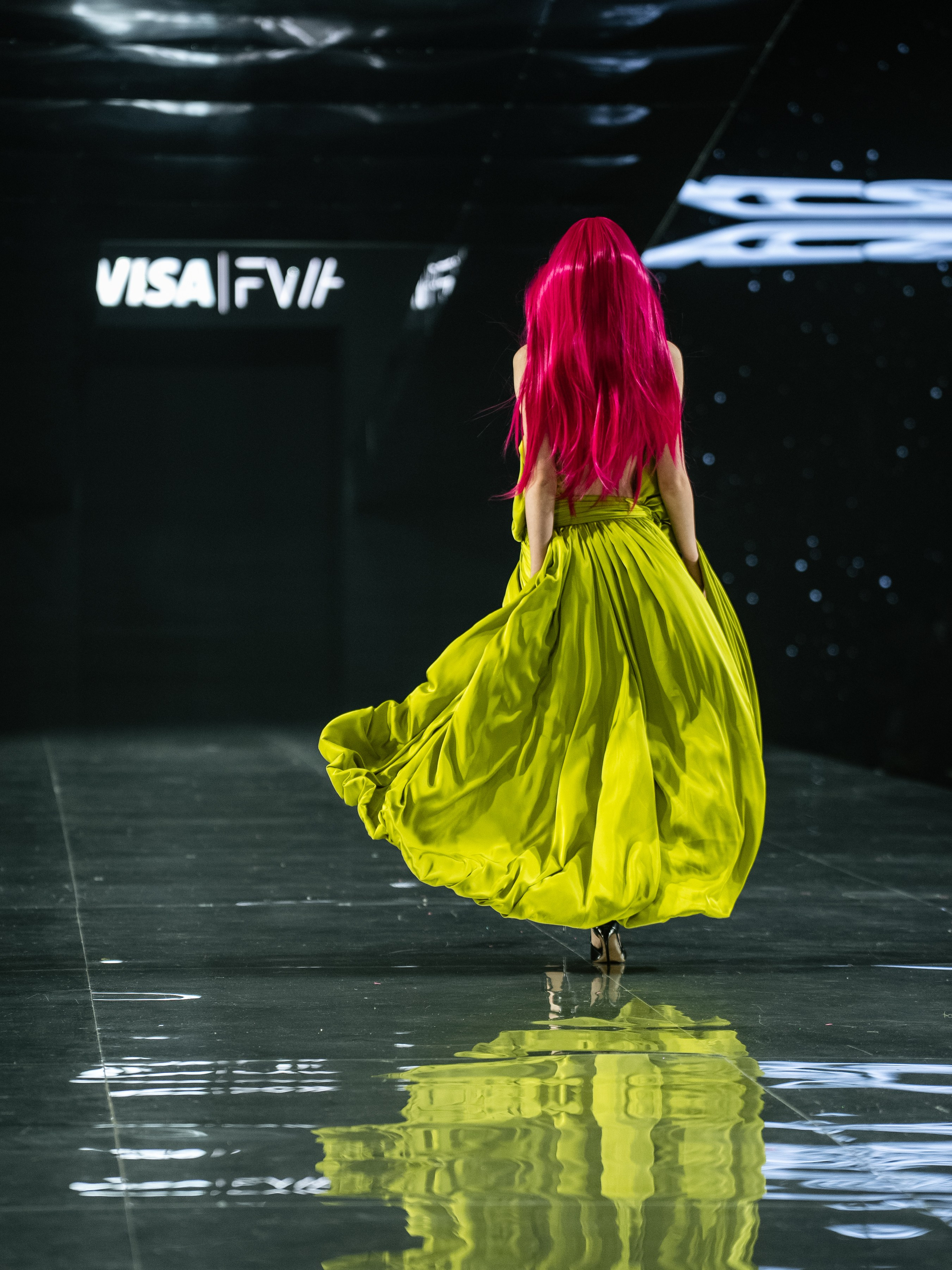 Visa Fashion Week YESYES. Сайт Алматинского НЮ АРТ, будуар и фэшн фотографа Дениса Карпенко