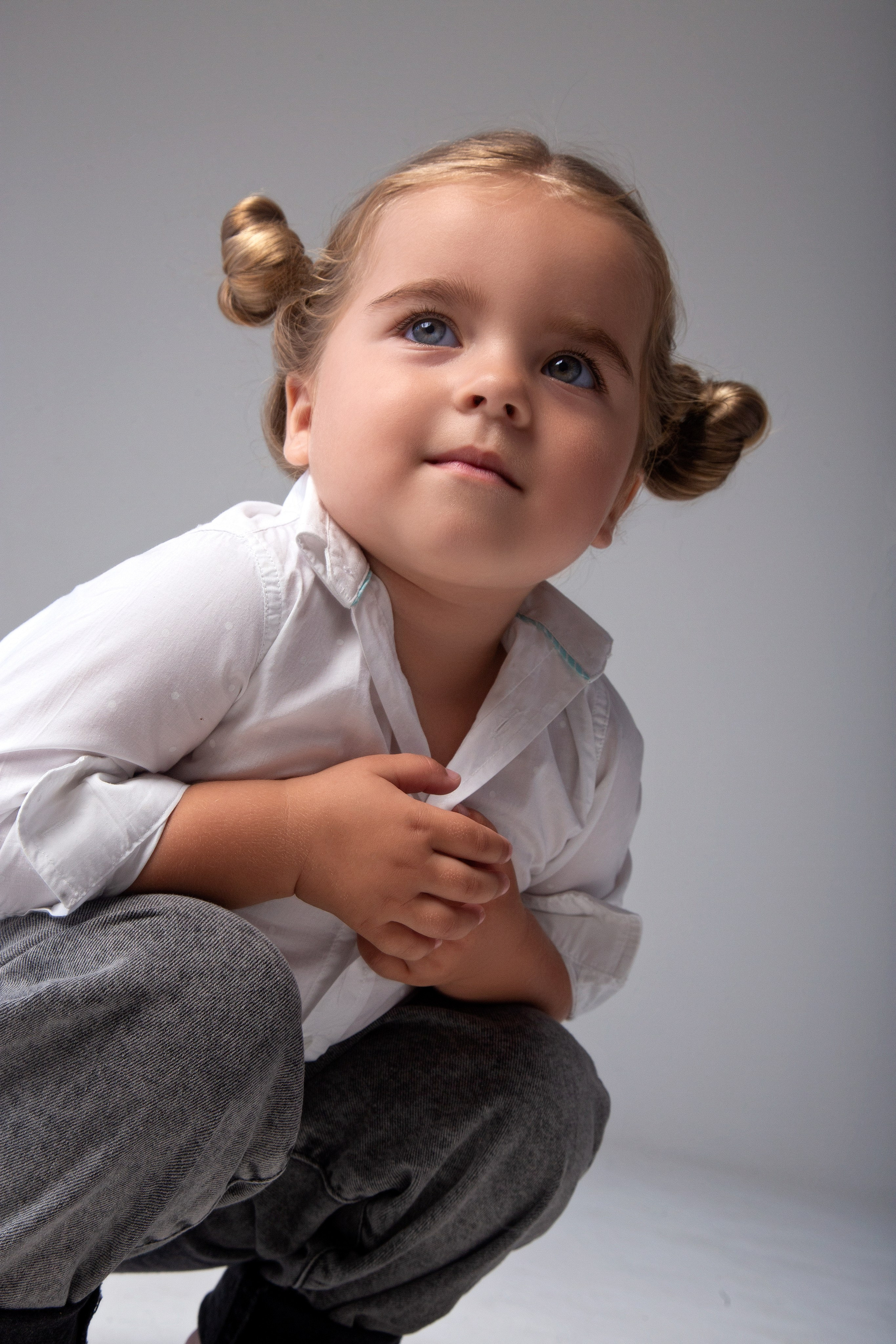 Студия. Портретный Студийный и уличный фотограф Москва. Индивидуальные, Семейные, Беременность, Будуар, Каталог, контент съемки для блога и бизнеса