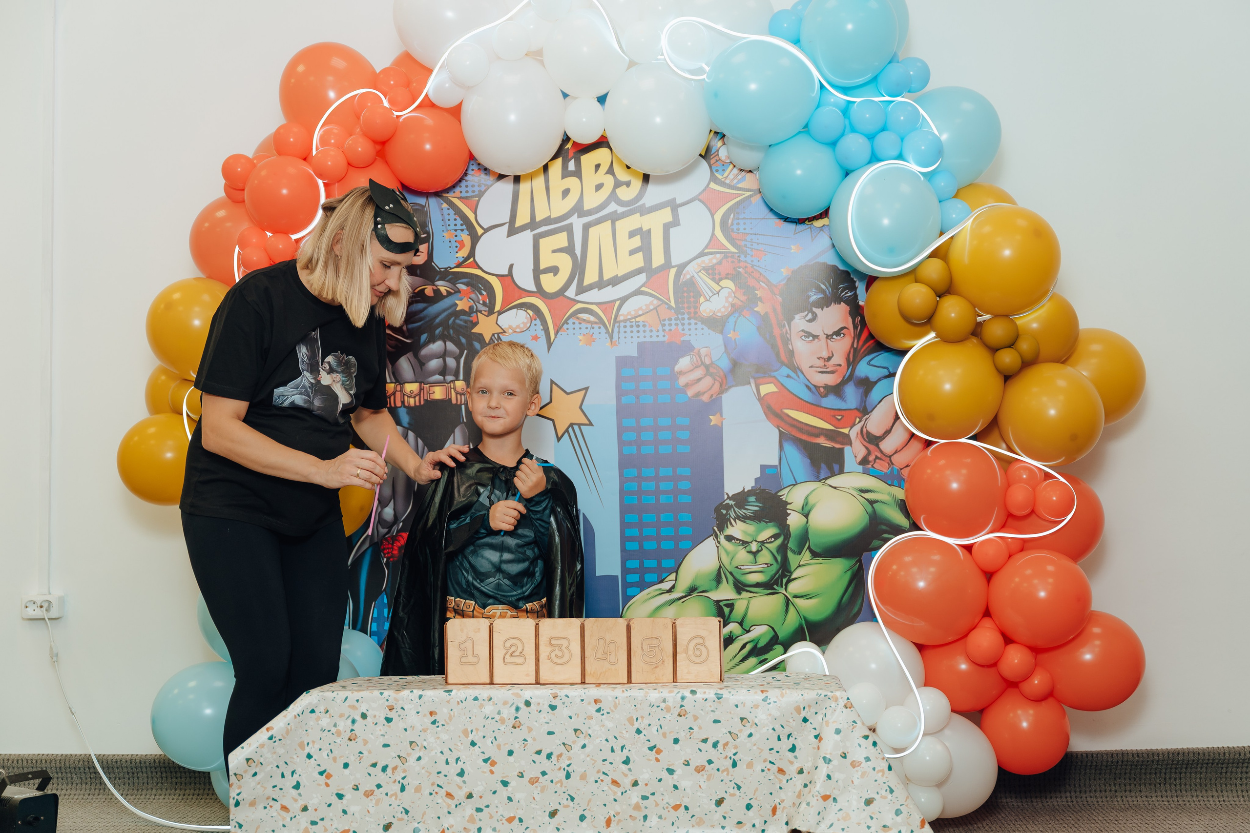 Праздник Льва в Мультифокс. Детский и семейный фотограф Катерина Мишина