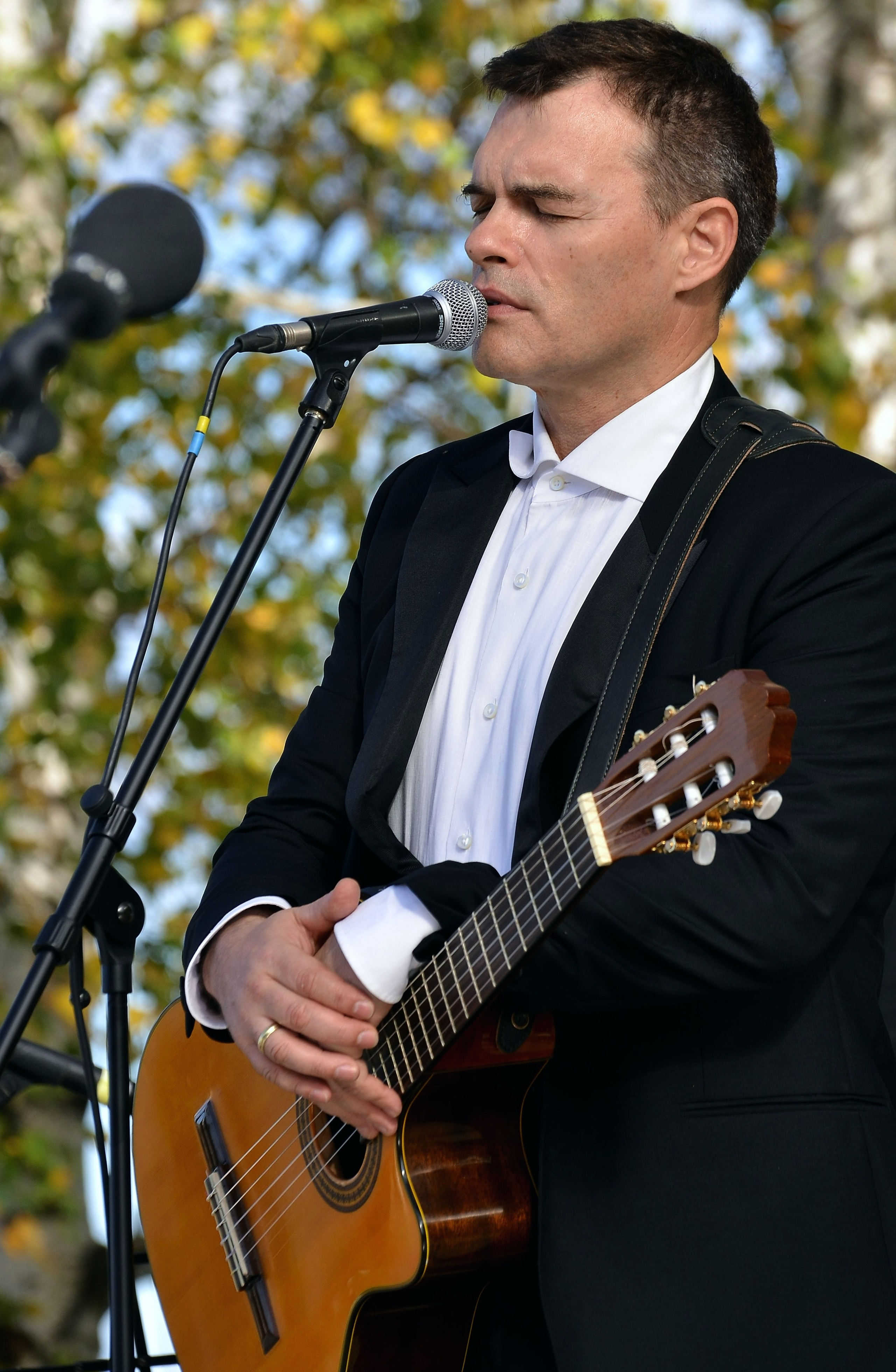 Евгений Дятлов. ФОТОГРАФ ВАШИХ МЕРОПРИЯТИЙ РЯЗАНЬ СЕРГЕЙ КЛЮЕВ Концертная фотография близка к репортажу и портретной съемке