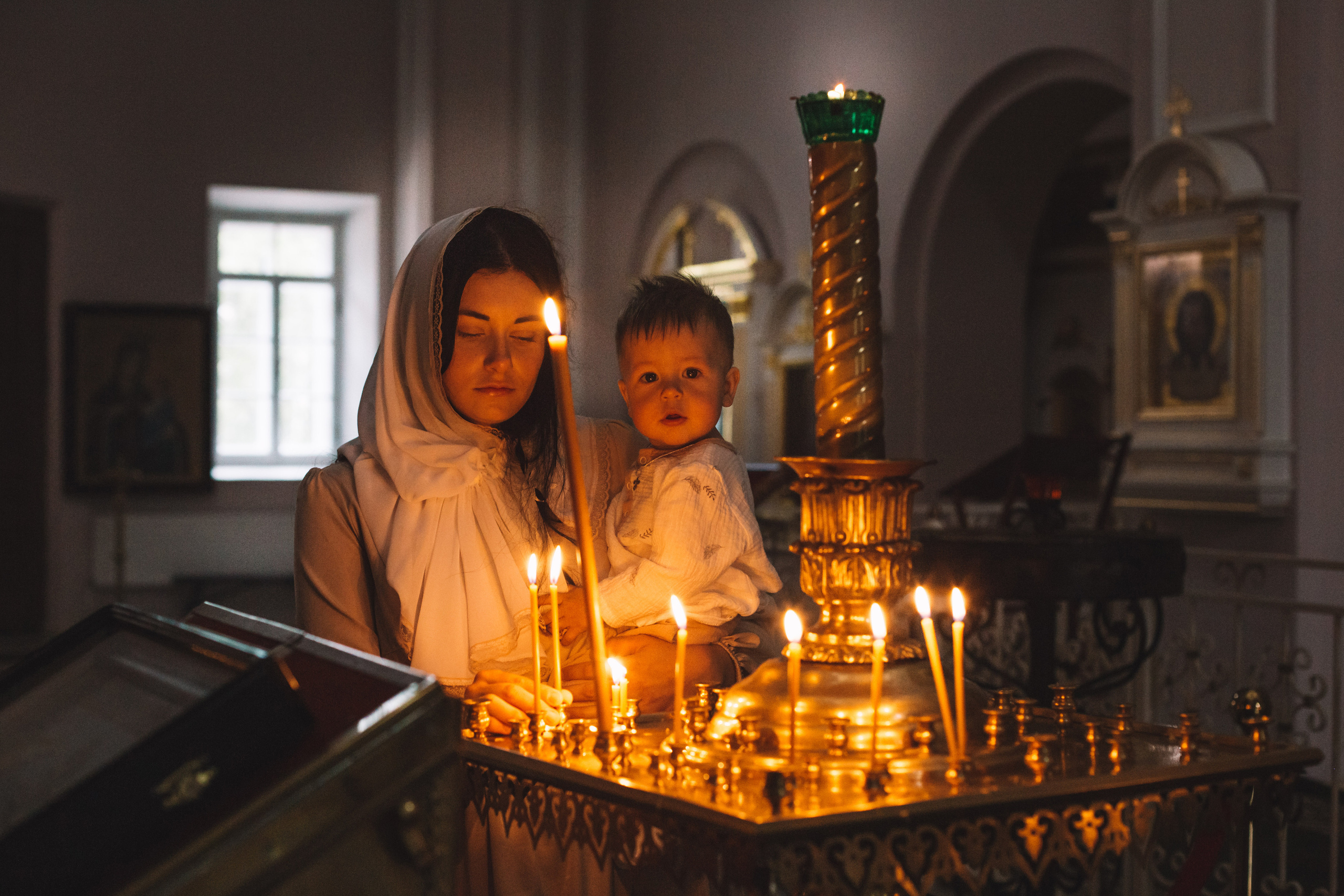 Крещение в Храме Святой Троицы. Семейный и детский фотограф в Санкт-Петербурге Тамара Нечаева