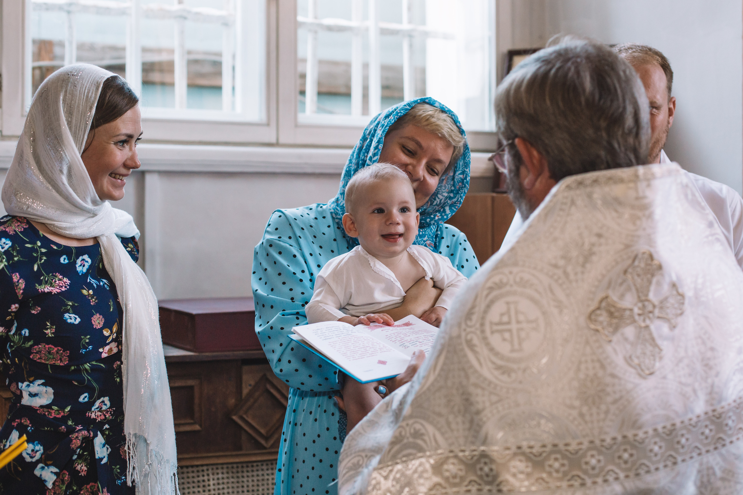 Крещение в Князь-Владимирском соборе. Семейный и детский фотограф в Санкт-Петербурге Тамара Нечаева
