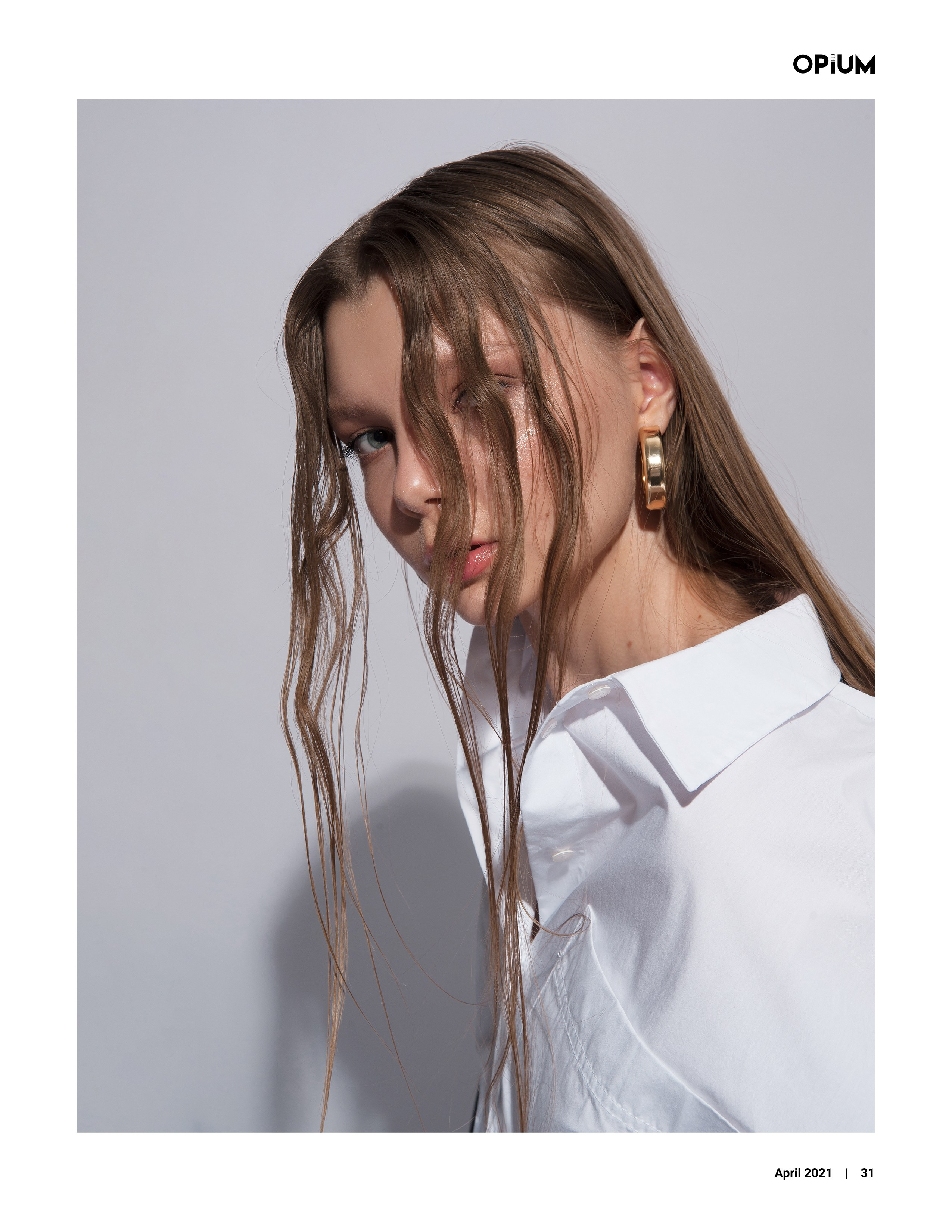 Стилизованная студийная фотосессия для журнала. Фотограф Дарья Едапина Новосибирск