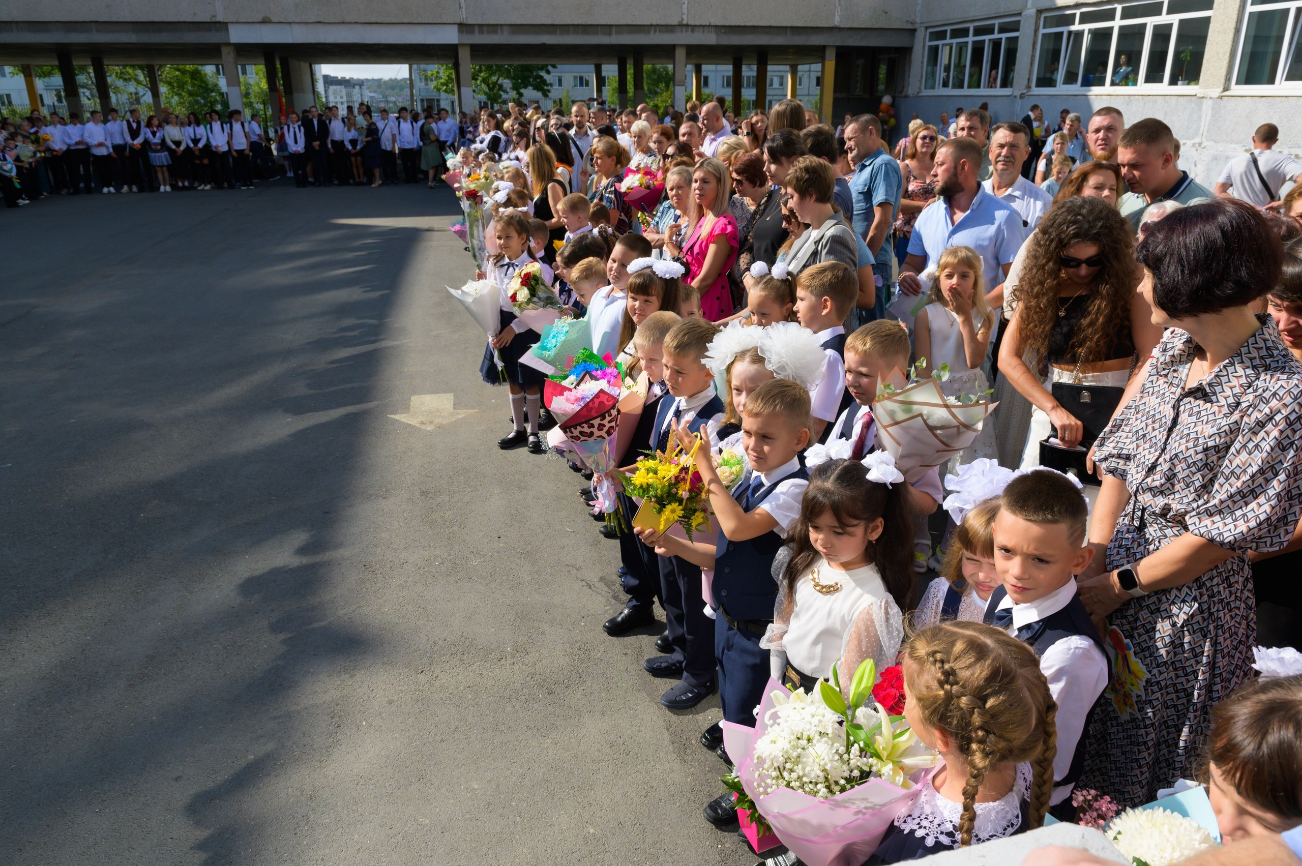1 сентября 74 школа. Семейный и свадебный фотограф во Владивостоке