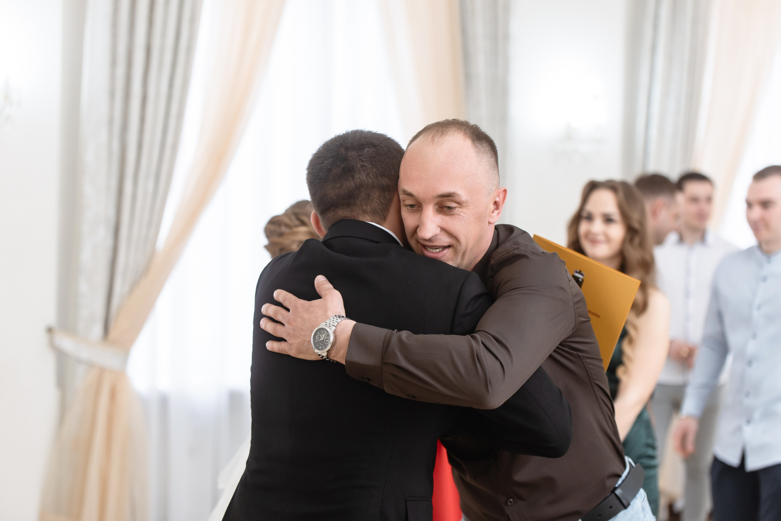 Анонс свадебных фотографий Вики и Александра. Фотограф Михаил Александров