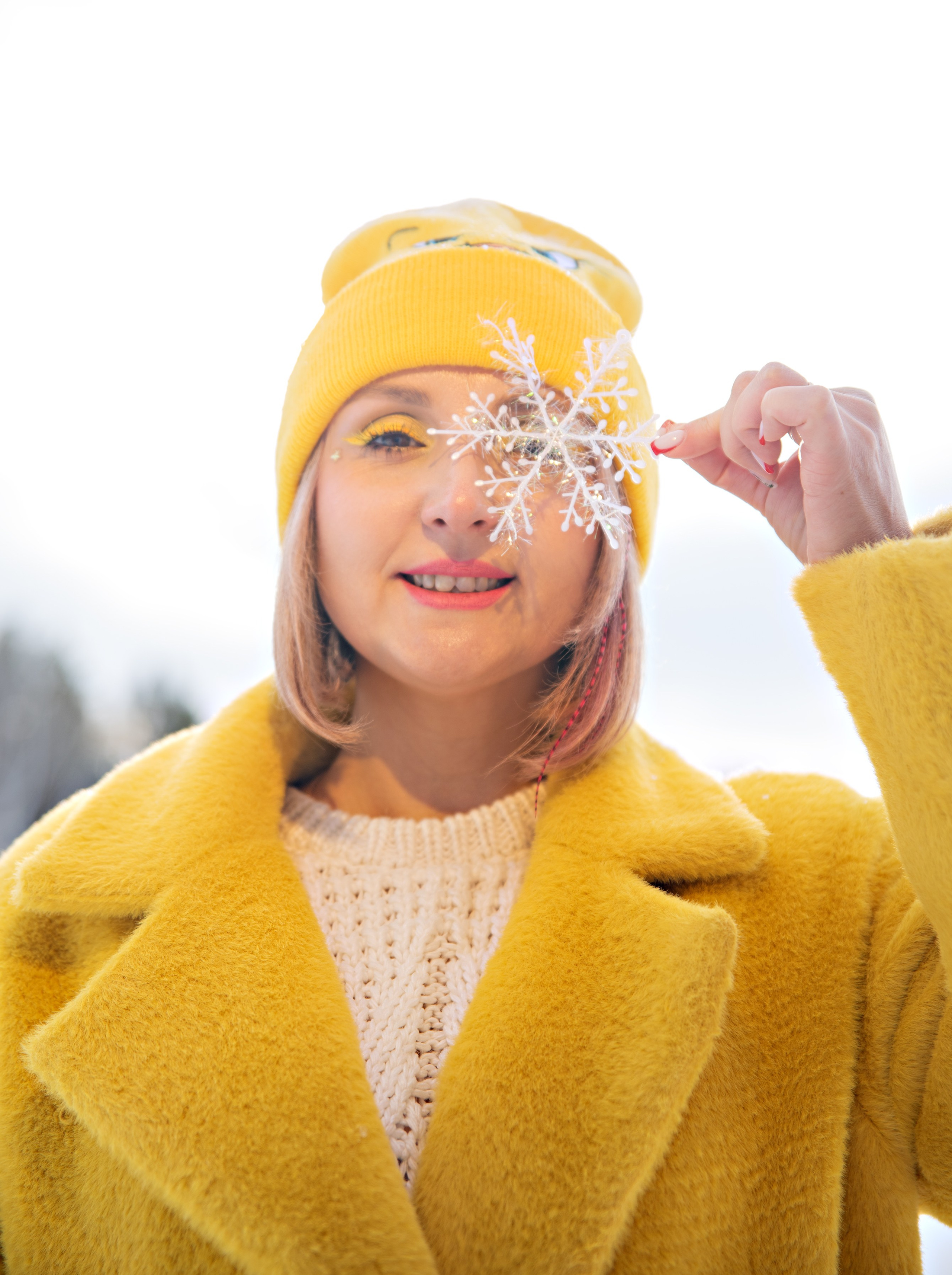 Индивидуальна и портретная фотосессия для Евгении, прогулка в зимнем лесу санатория Дальняя Дача. Семейный и портретный фотограф Кыштым Челябинск Марина Шигапова