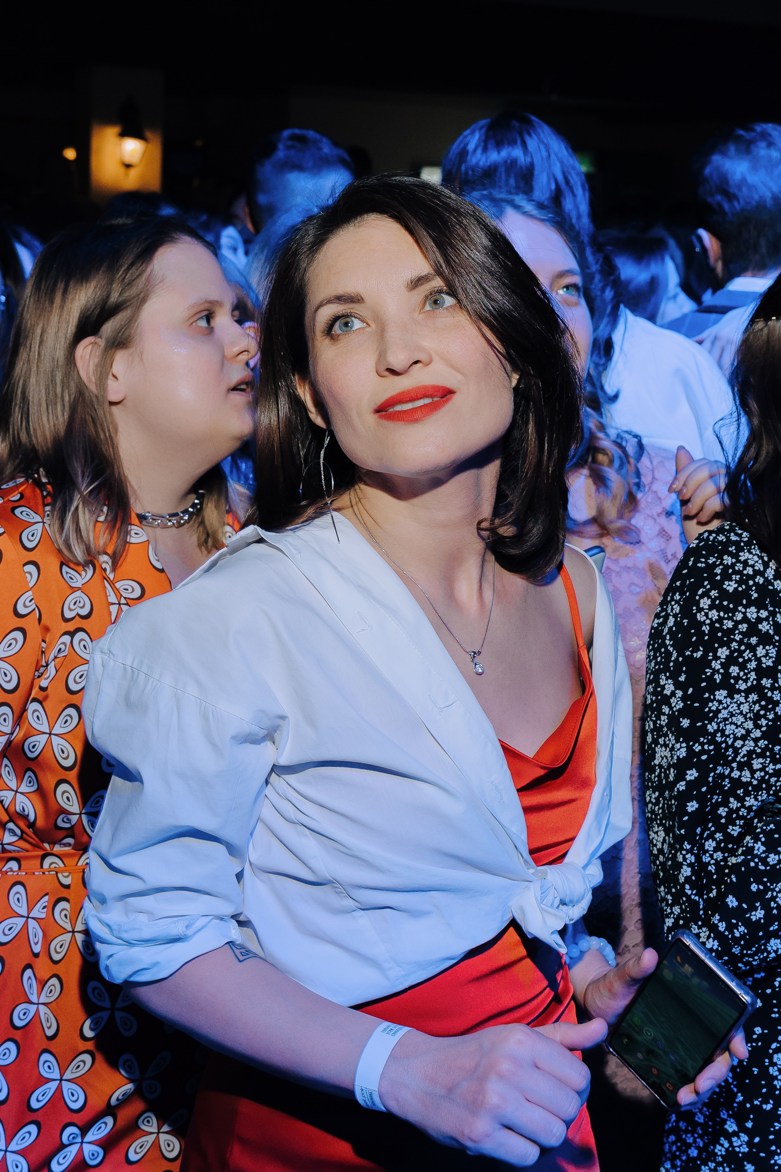 20 ЛЕТ МЕГАПОЛИС ЧЕЛЯБИНСК ХЕДЛАЙНЕР ЕЛКА. Репортажный фотограф Зуев Роман г. Челябинск