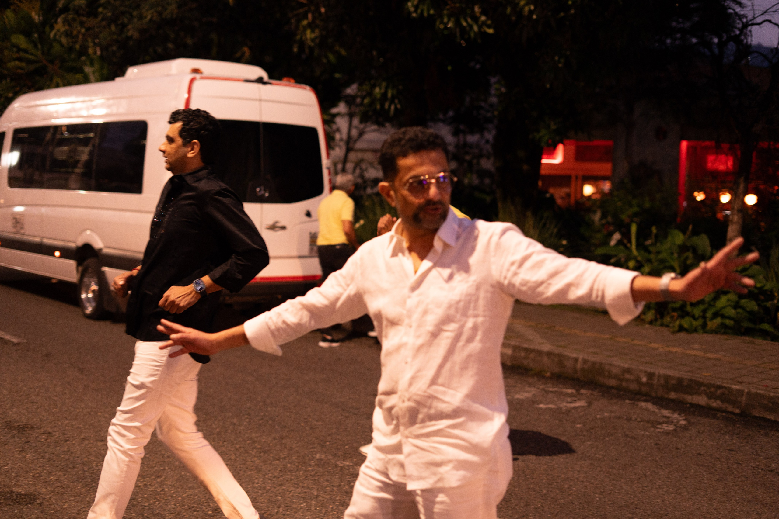 Bachelor party / One day in Medellin. Wedding Photographer in Barcelona and Medellin