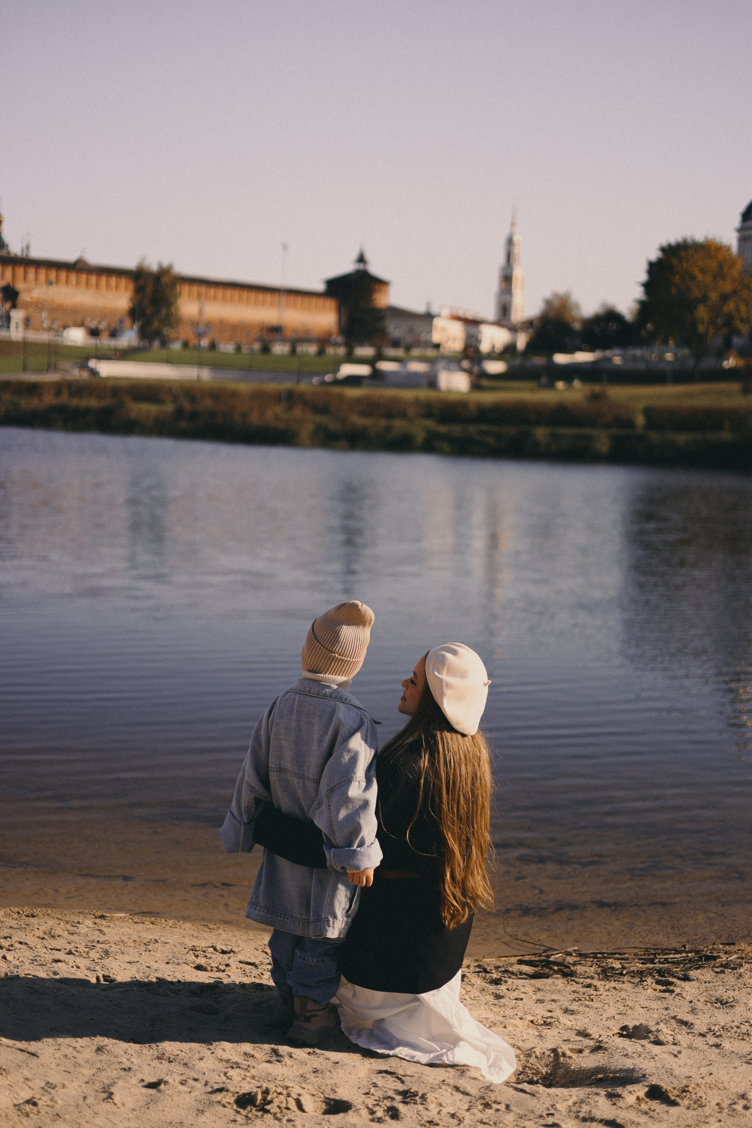 Игнат и его мама. Фотограф Мария Лаенко