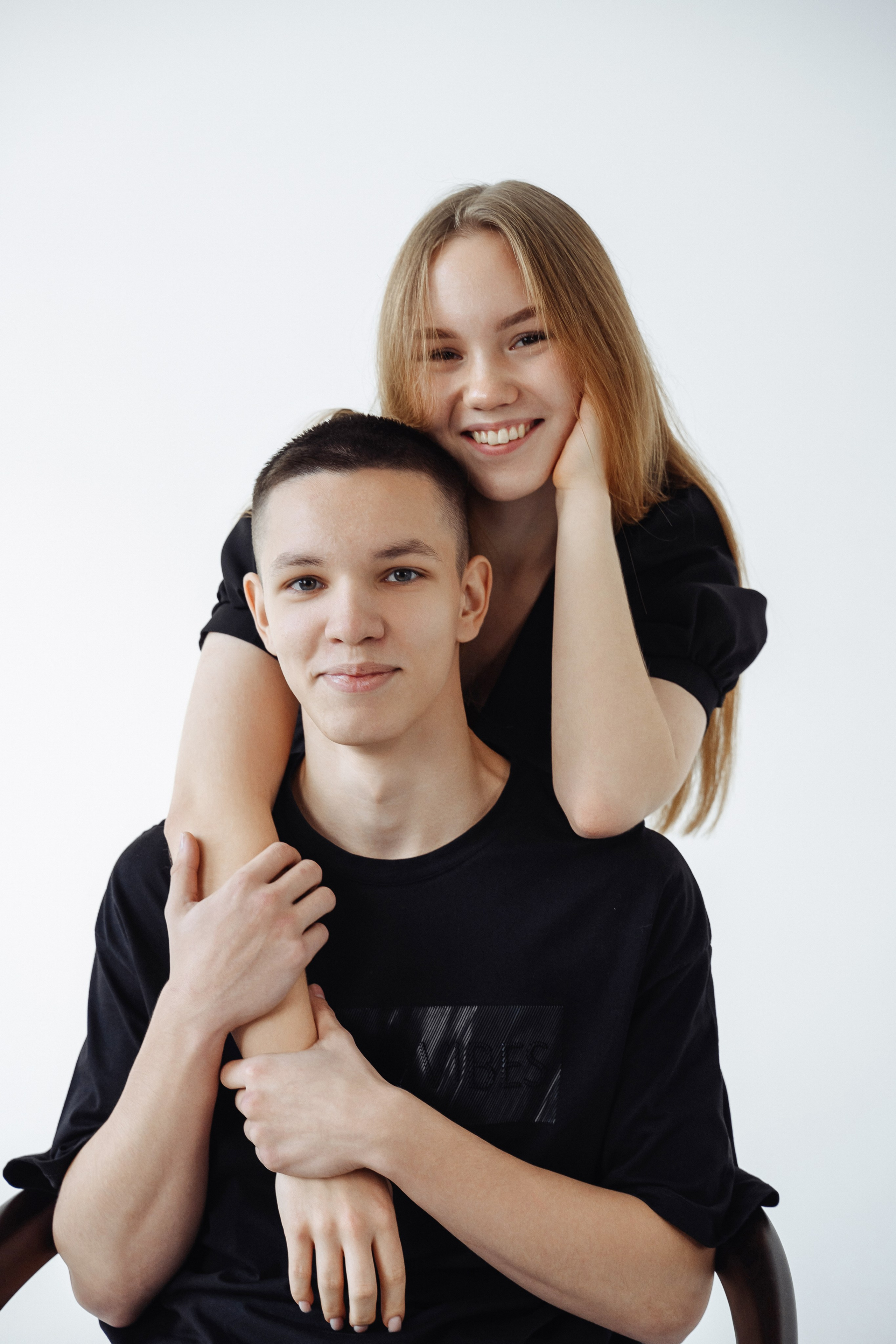 ВЫПУСКНИКИ 11 КЛАСС. МАРГАРИТА КУДРЯШОВА СВАДЕБНЫЙ И СЕМЕЙНЫЙ ФОТОГРАФ ТВЕРЬ МОСКВА