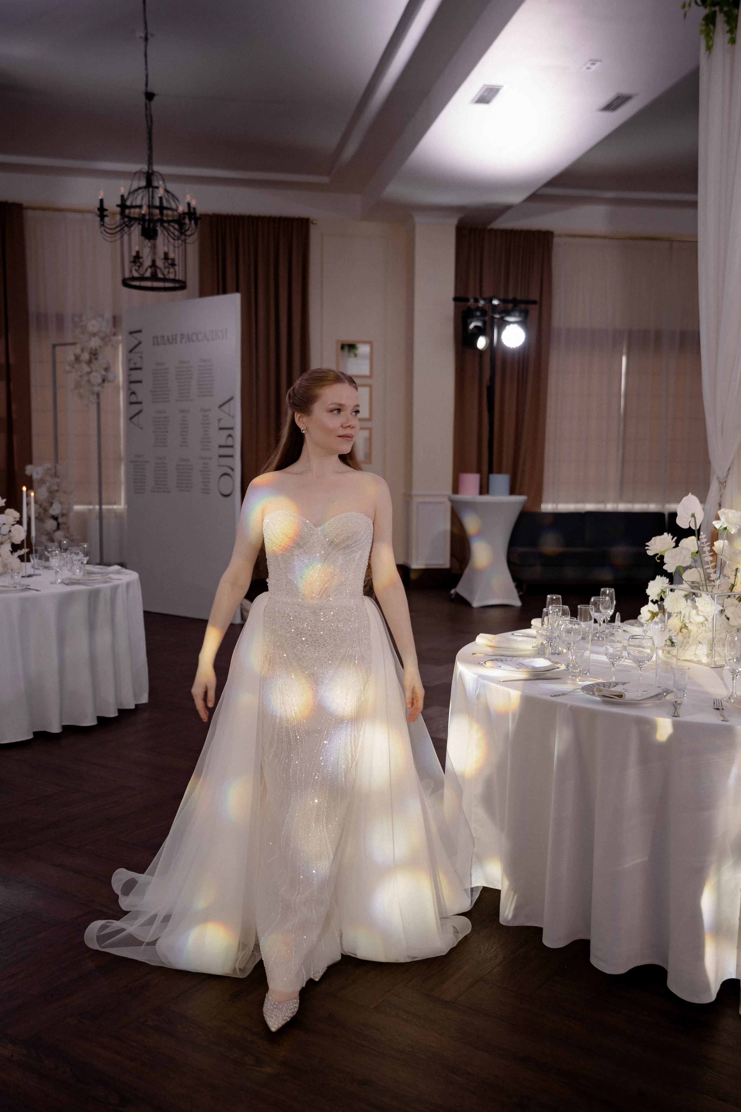 СВАДЕБНАЯ СЬЕМКА СБОРОВ В ОТЕЛЕ И ВЫЕЗД НА ЦЕРЕМОНИЮ (СНЯТО В СИБИРЕ В НИЖНЕВАРТОВСКЕ). Профессиональный фотограф, Санкт-Петербург — Виктория Богомолова