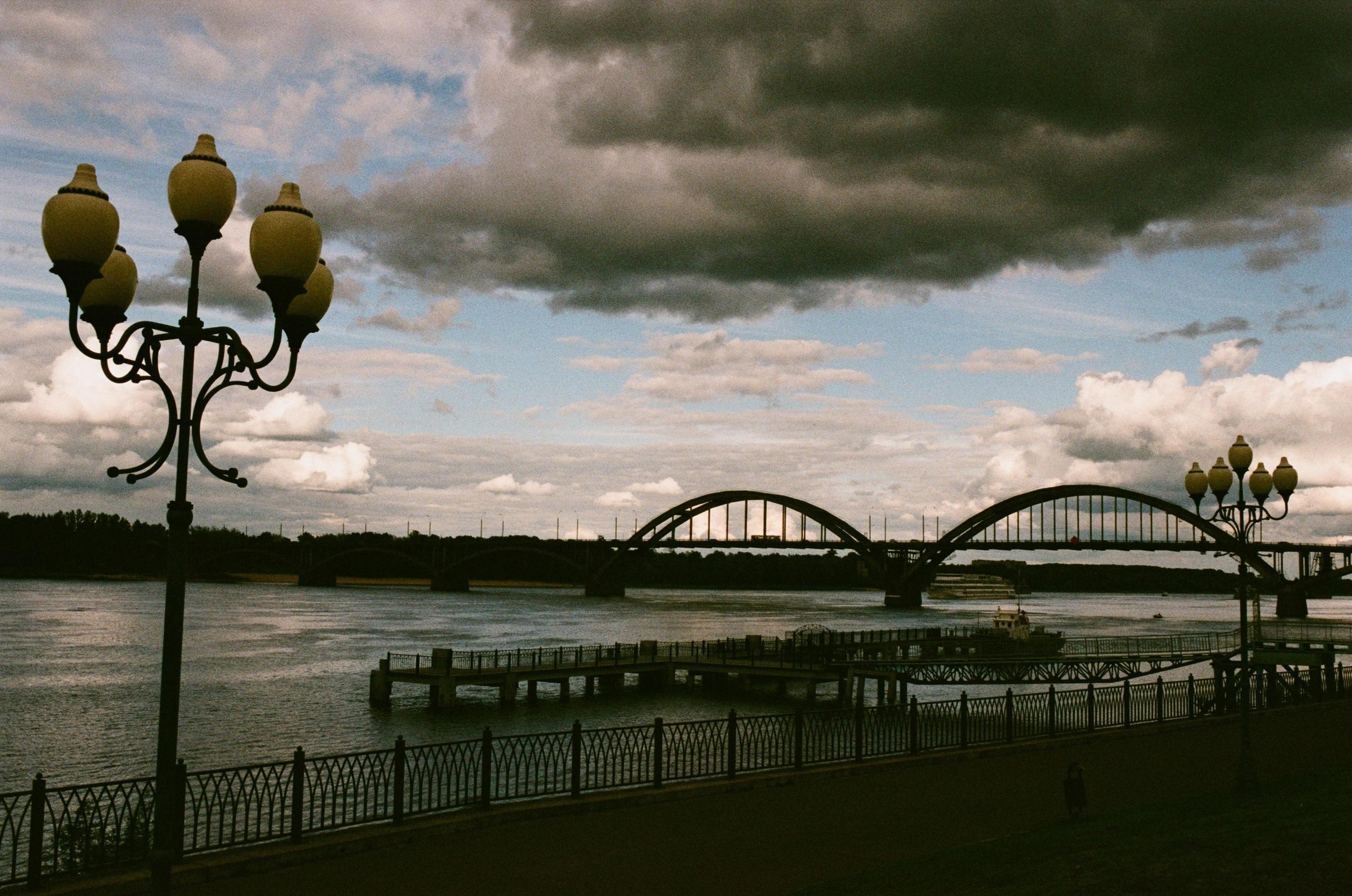 Film. Ruslan UI Dev Page